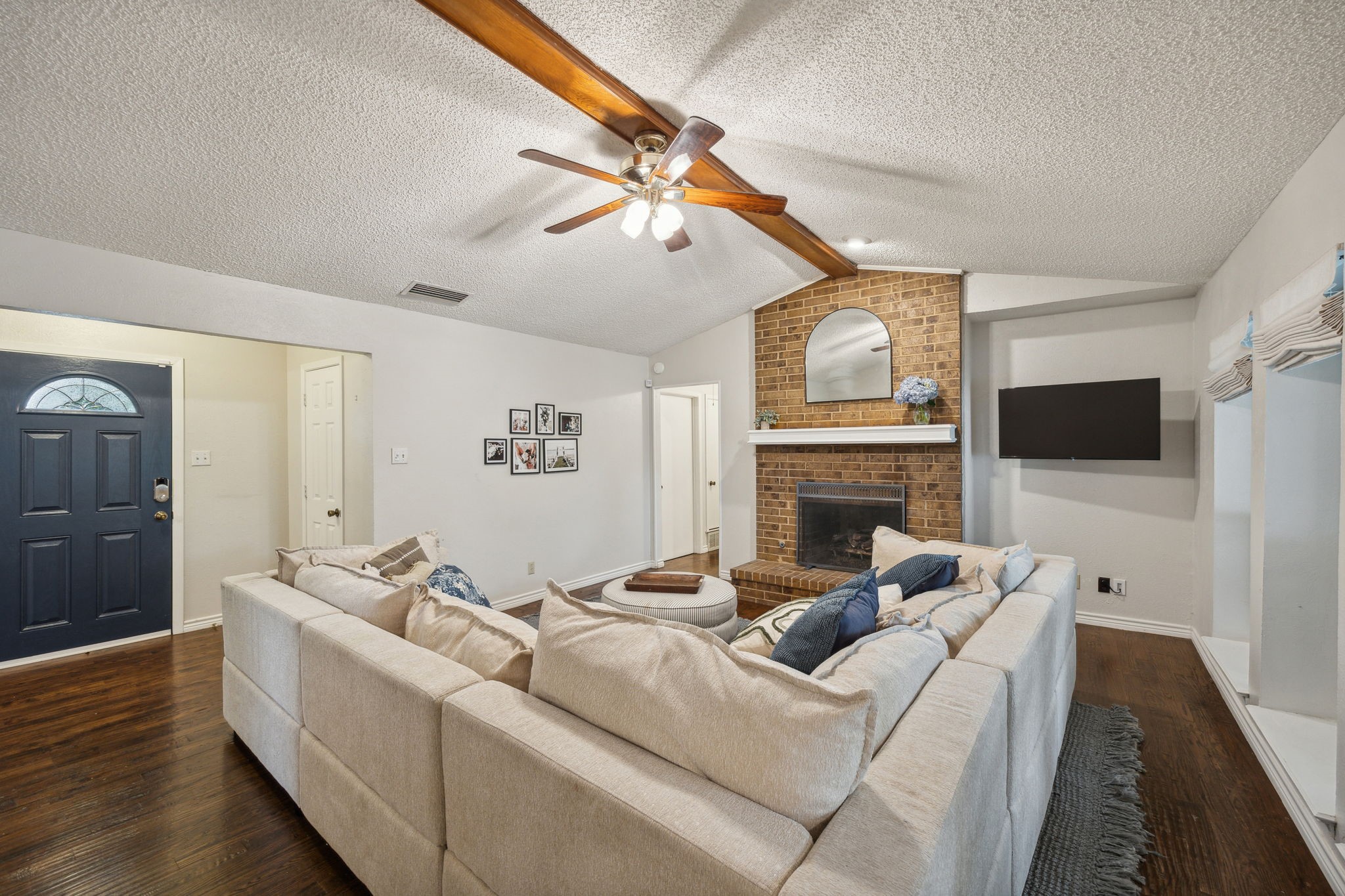 910 Century Park Drive