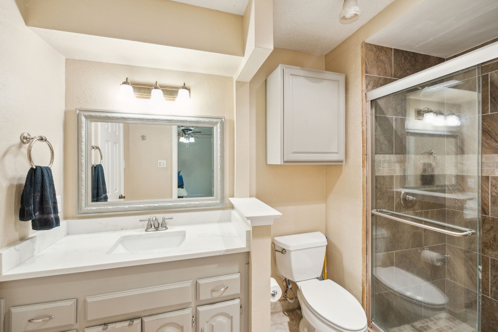 910 Century Park Drive