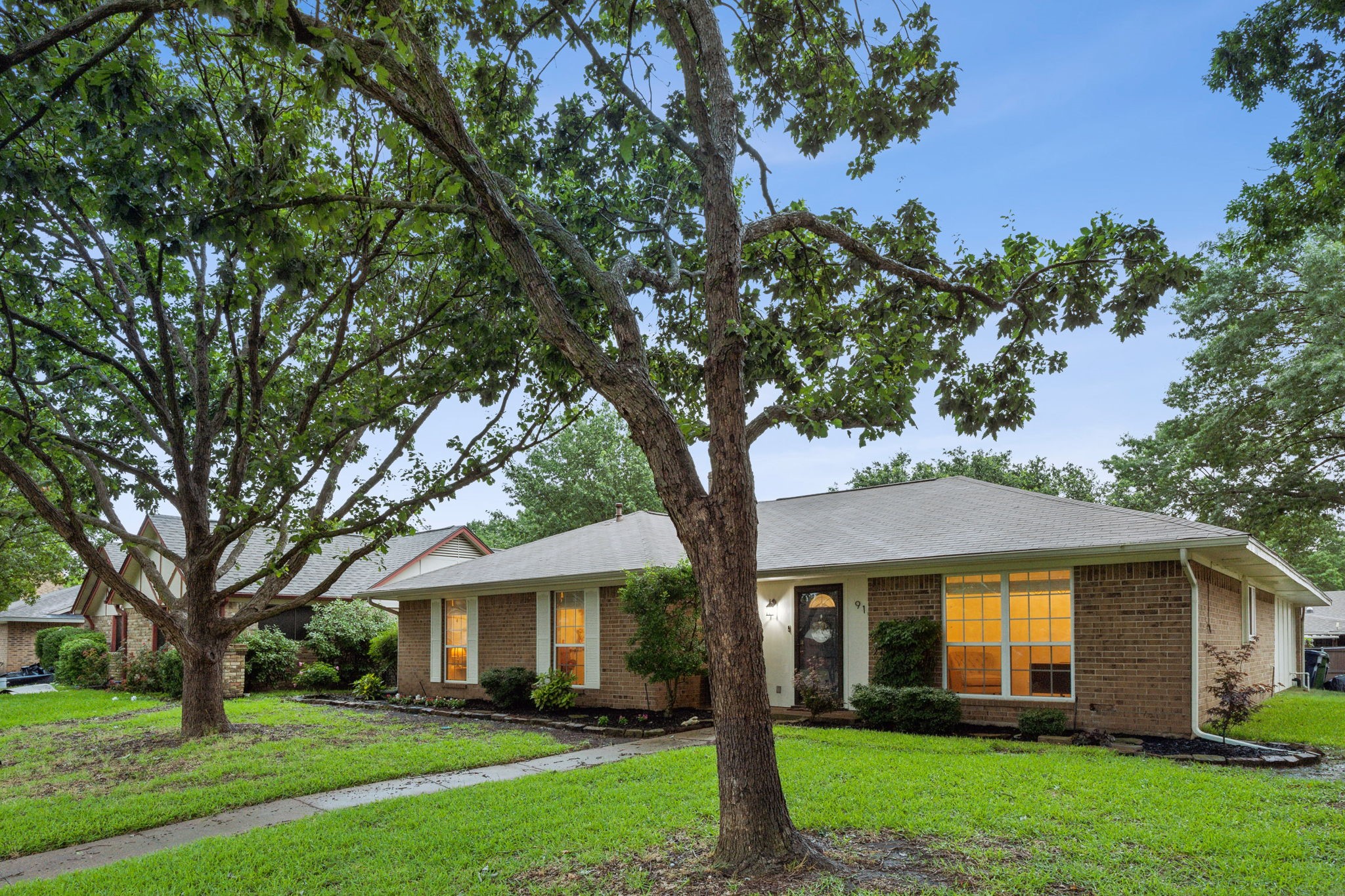 910 Century Park Drive