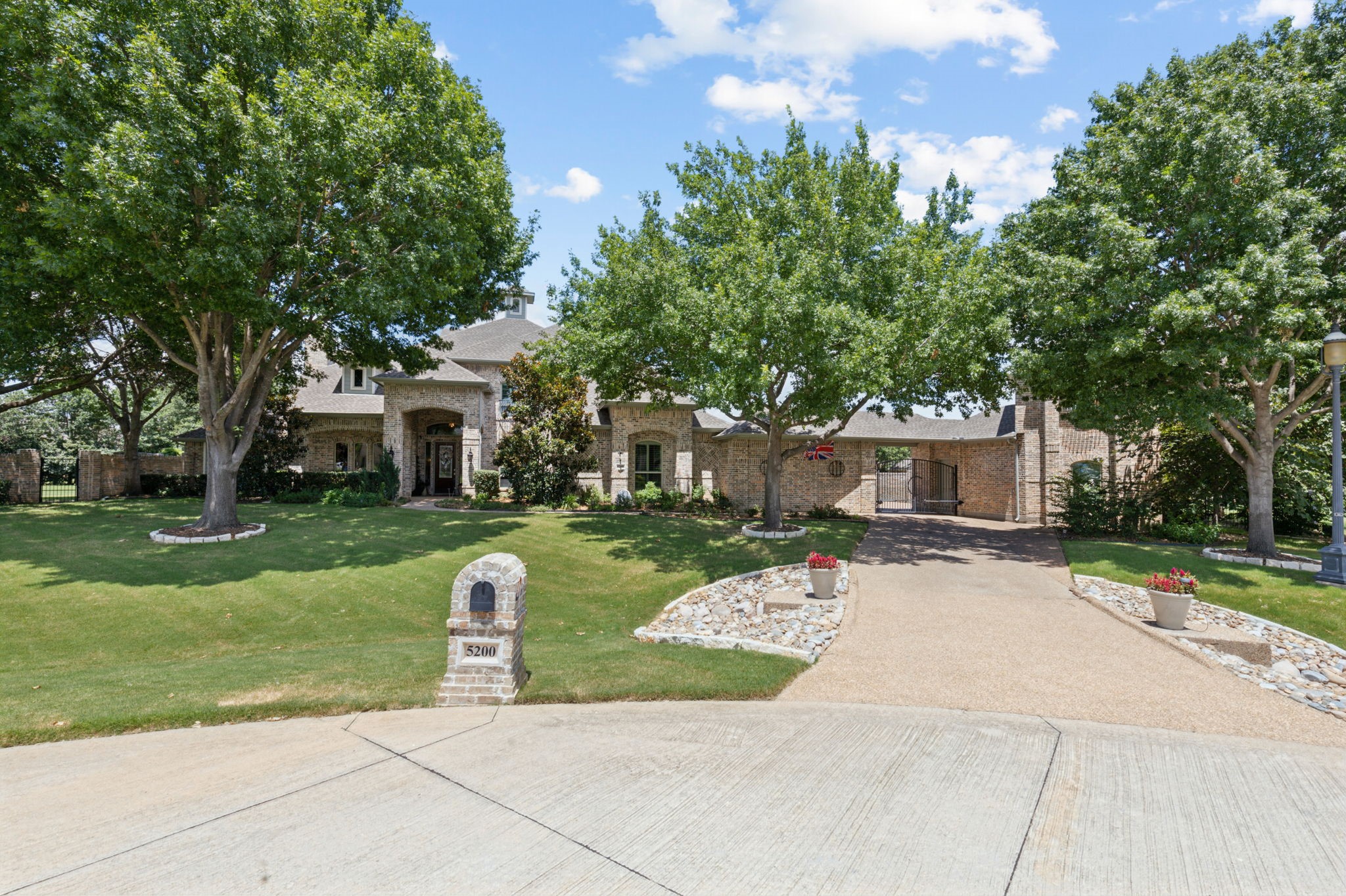 5200 Reflection Court