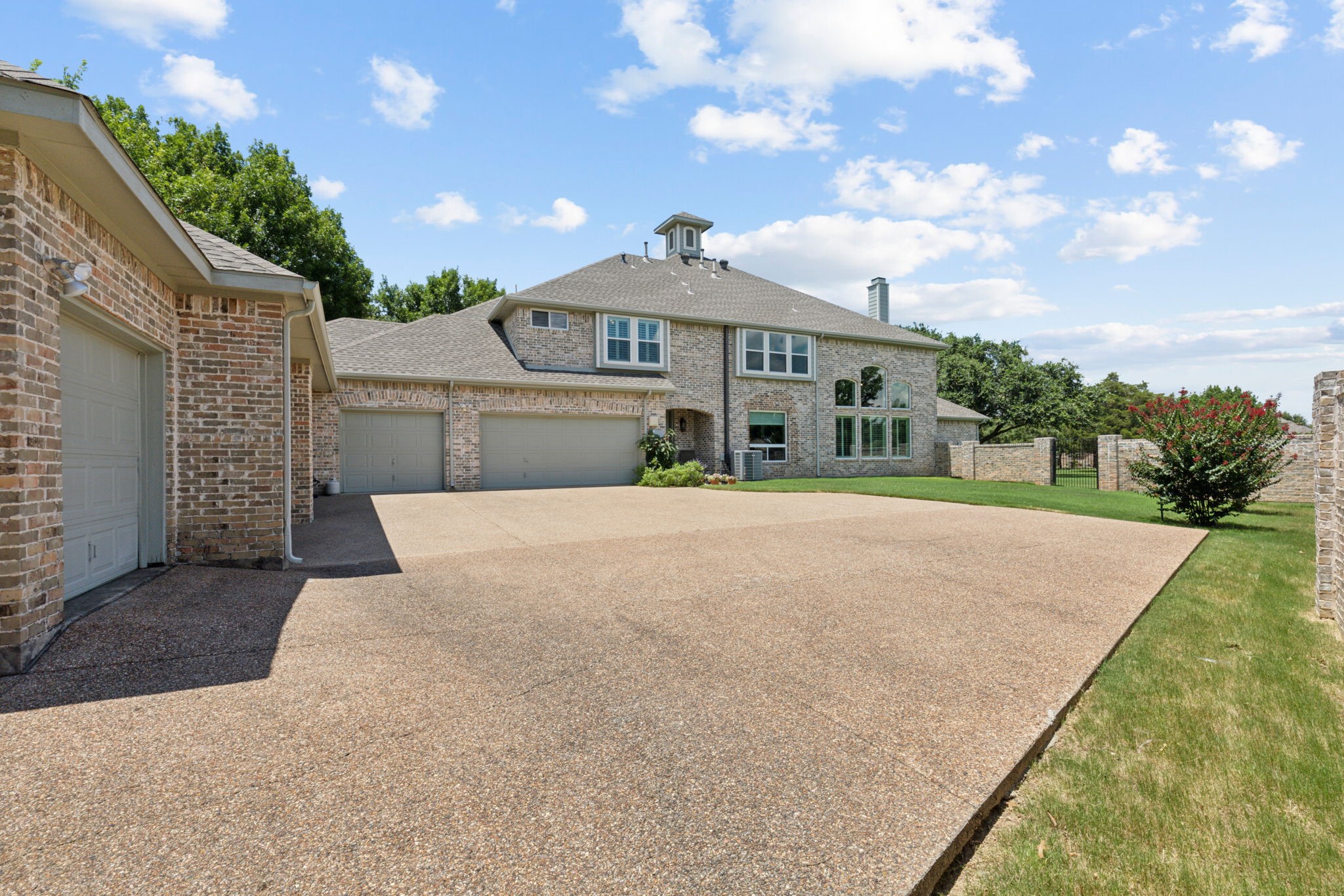 5200 Reflection Court