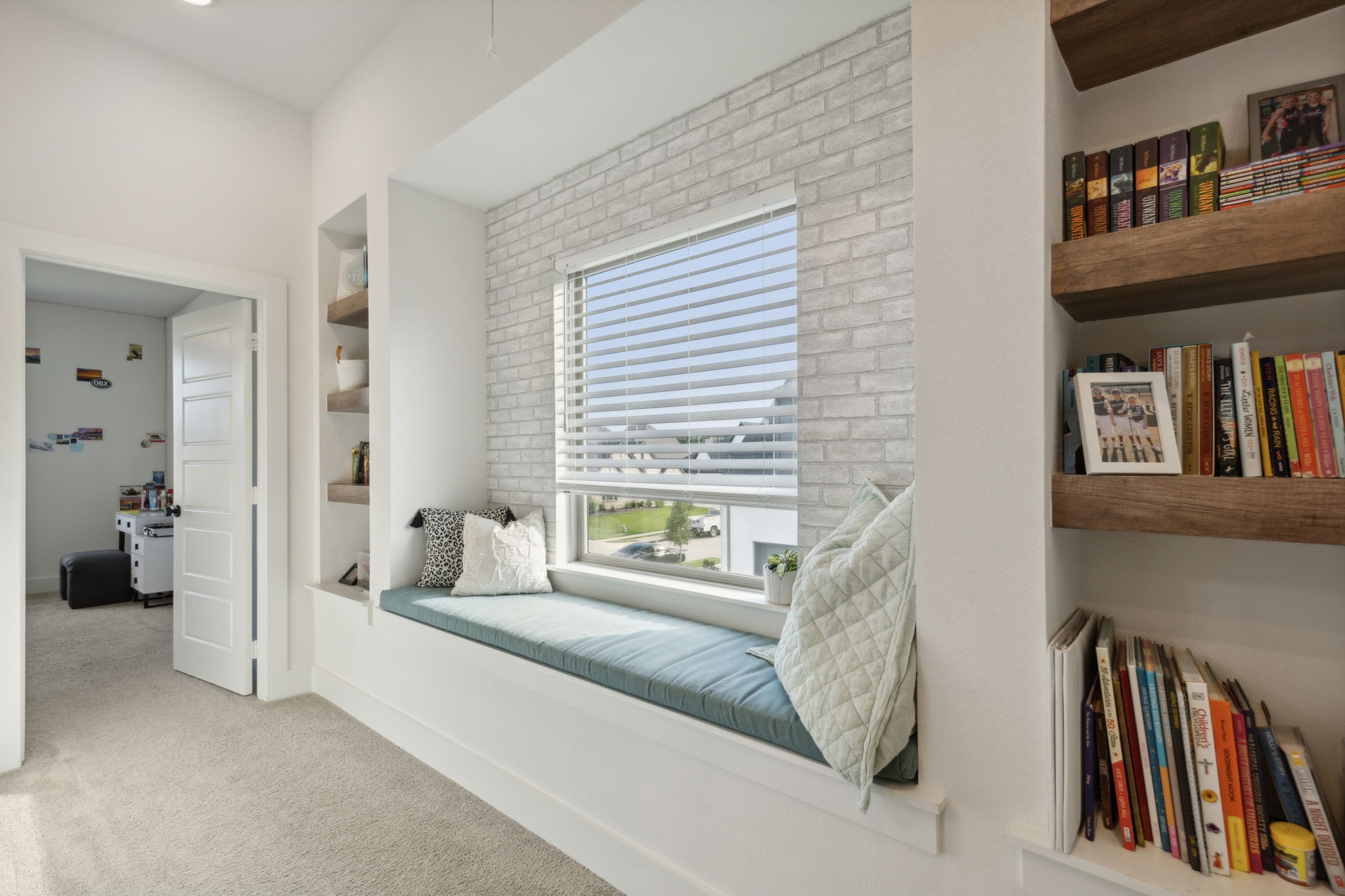 409 Travelers Terrace