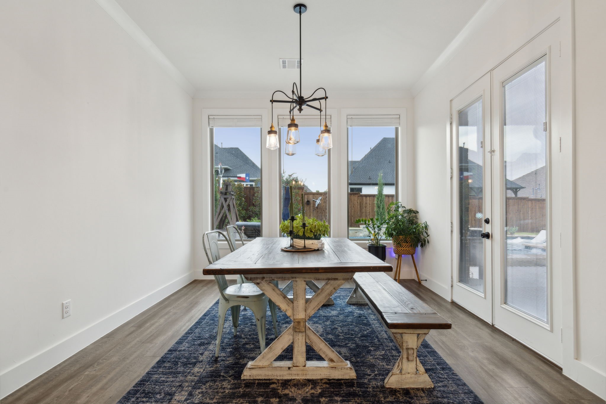 409 Travelers Terrace