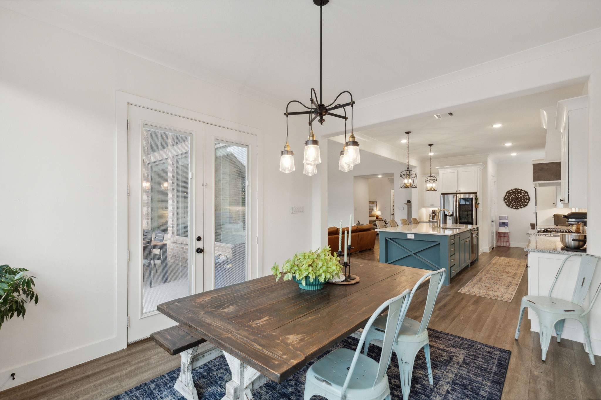 409 Travelers Terrace