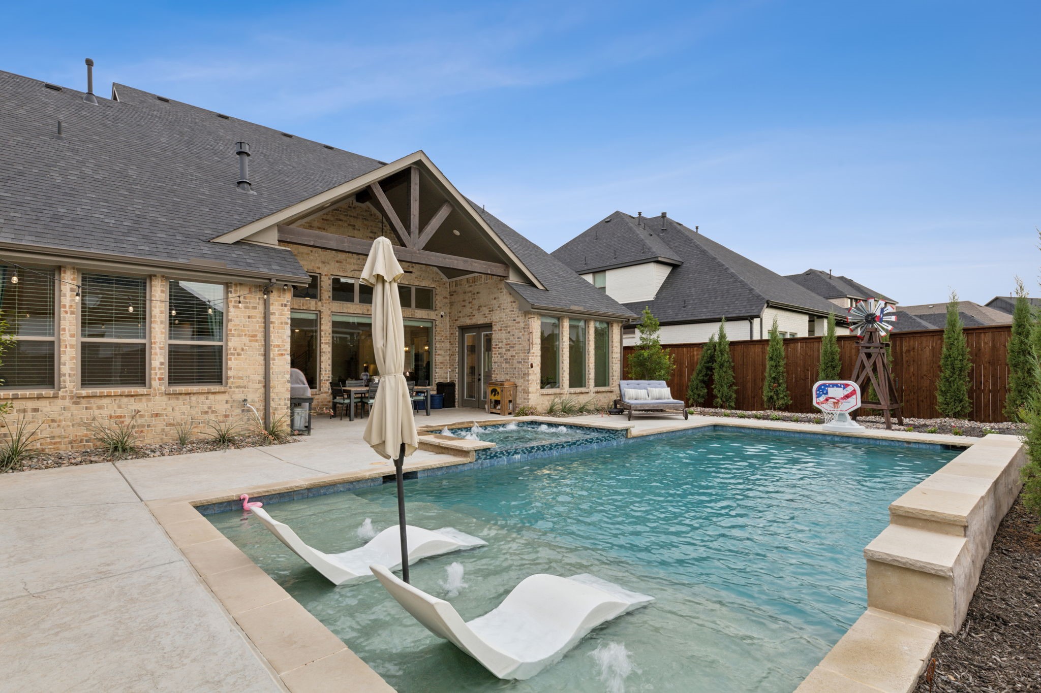 409 Travelers Terrace