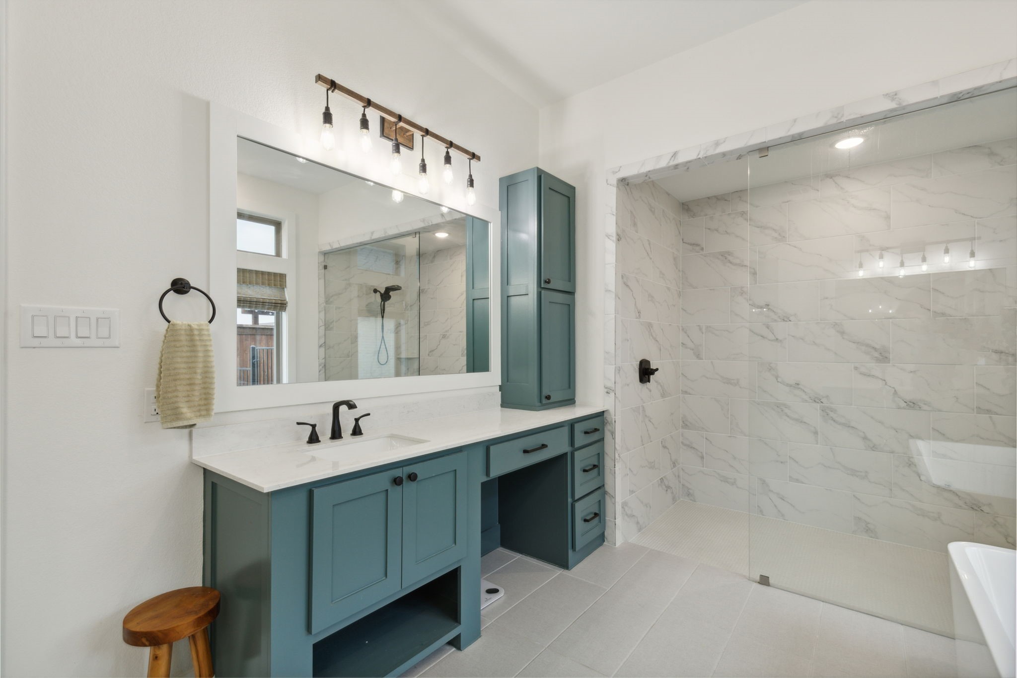 409 Travelers Terrace