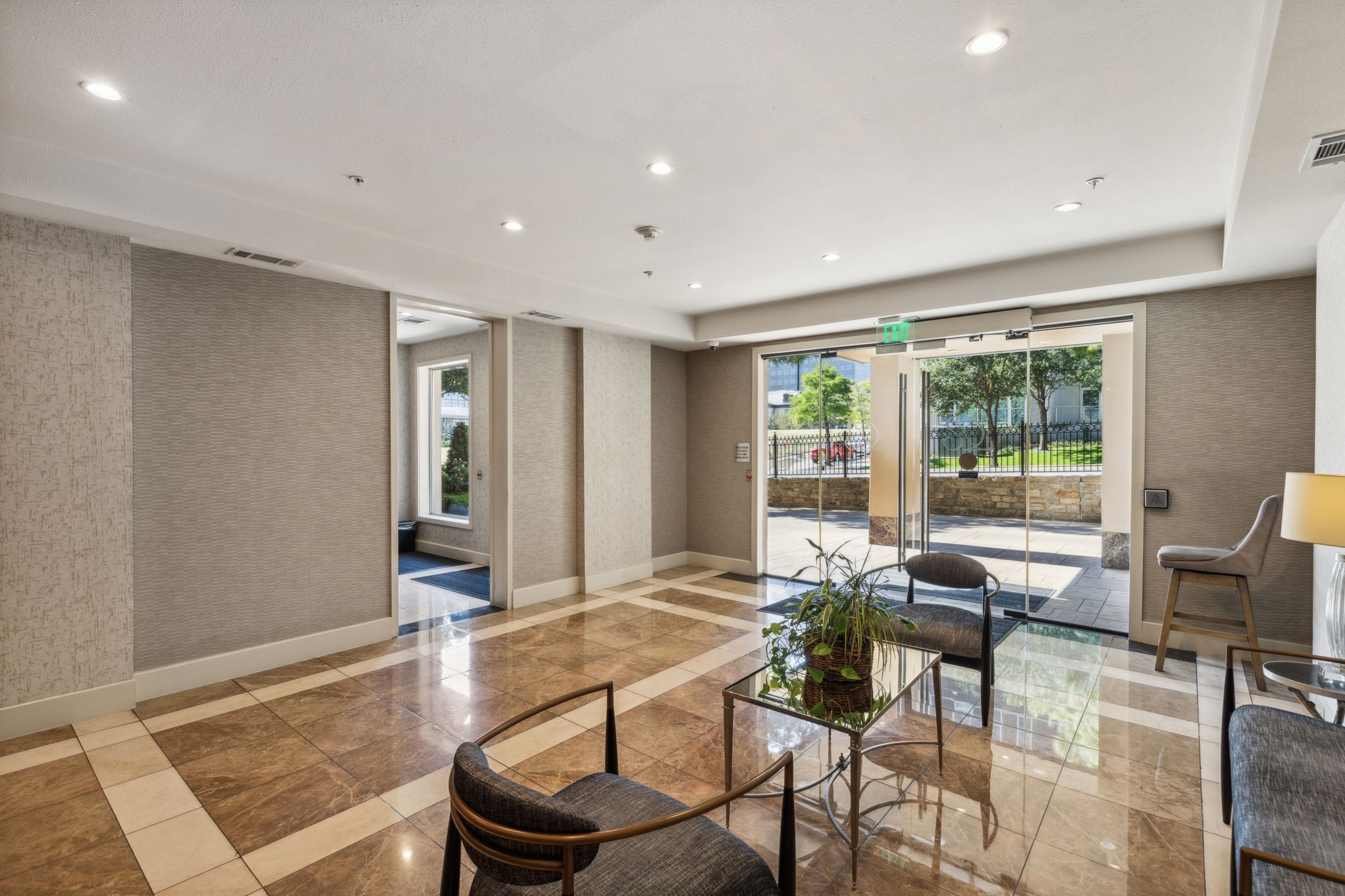 3225 Turtle Creek Boulevard 630