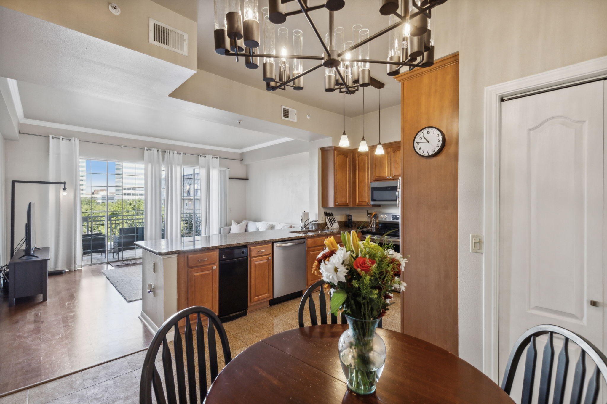 3225 Turtle Creek Boulevard 630