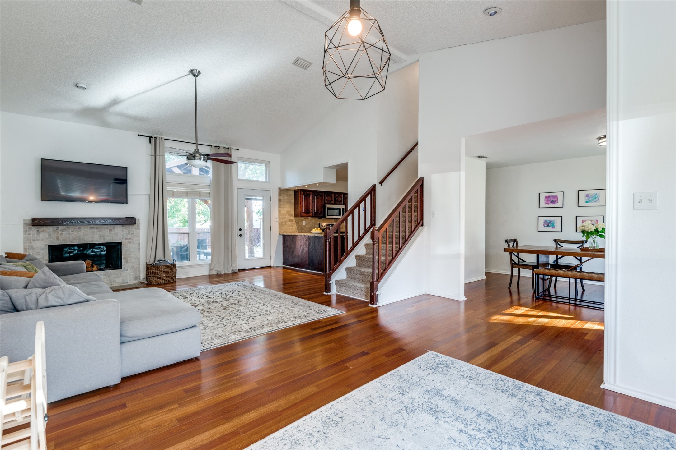 2312 Crestmeadow Street