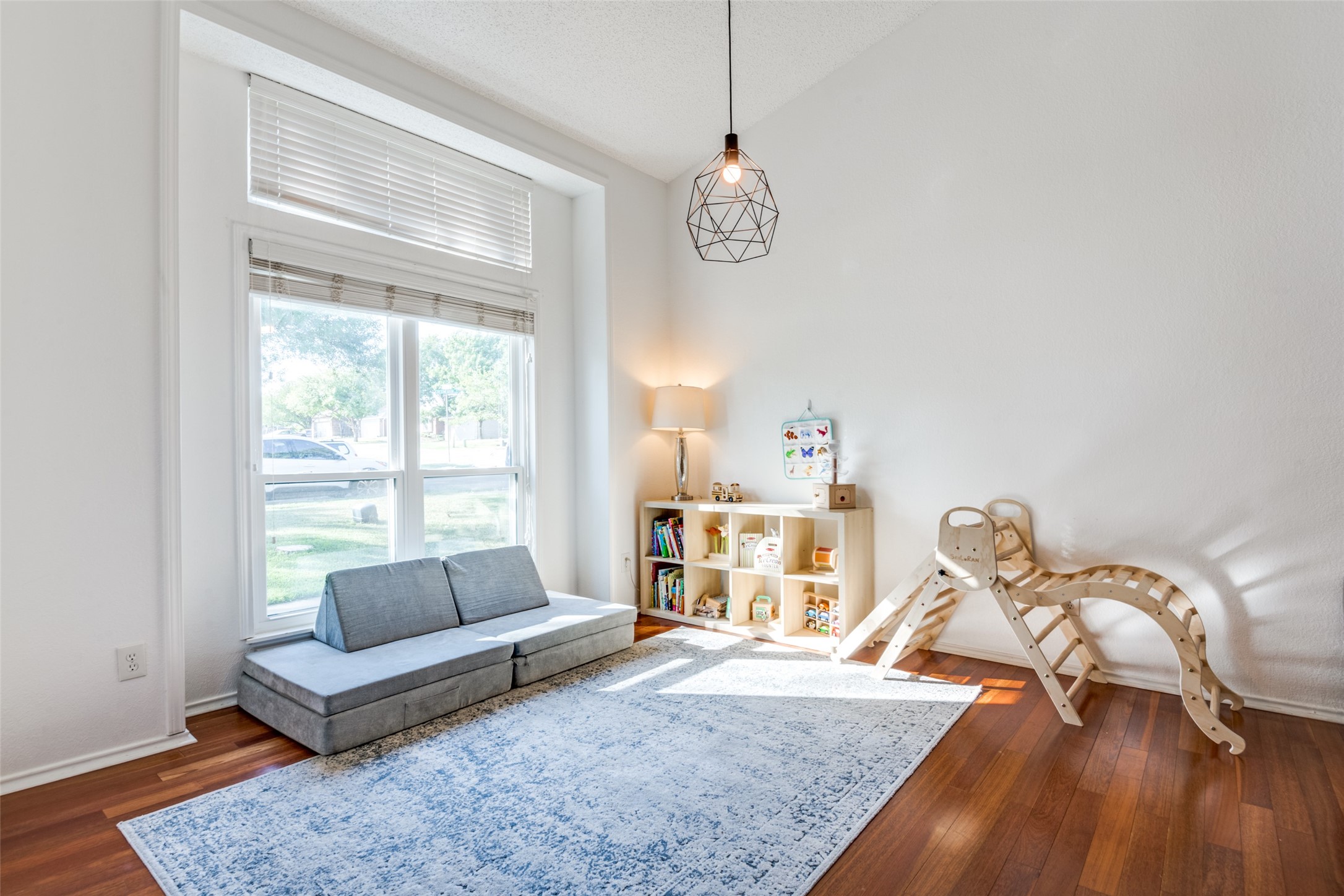 2312 Crestmeadow Street