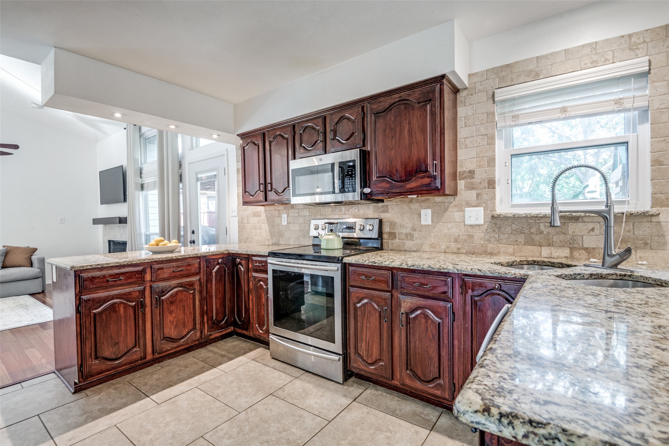 2312 Crestmeadow Street