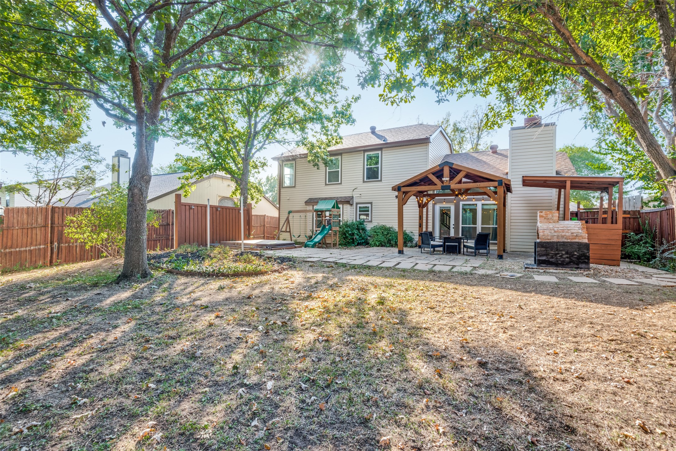 2312 Crestmeadow Street