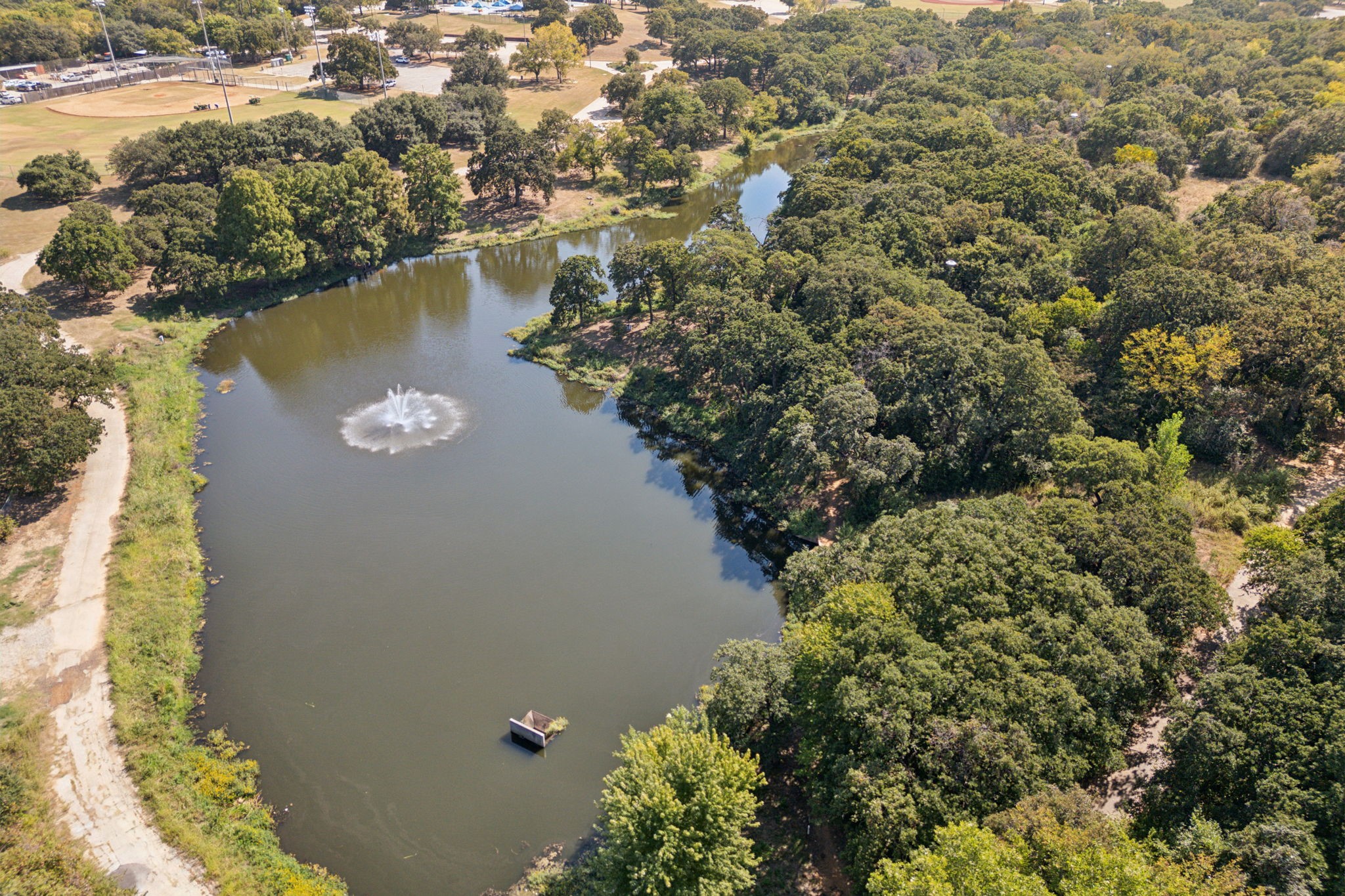 1601 Hawthorne Drive