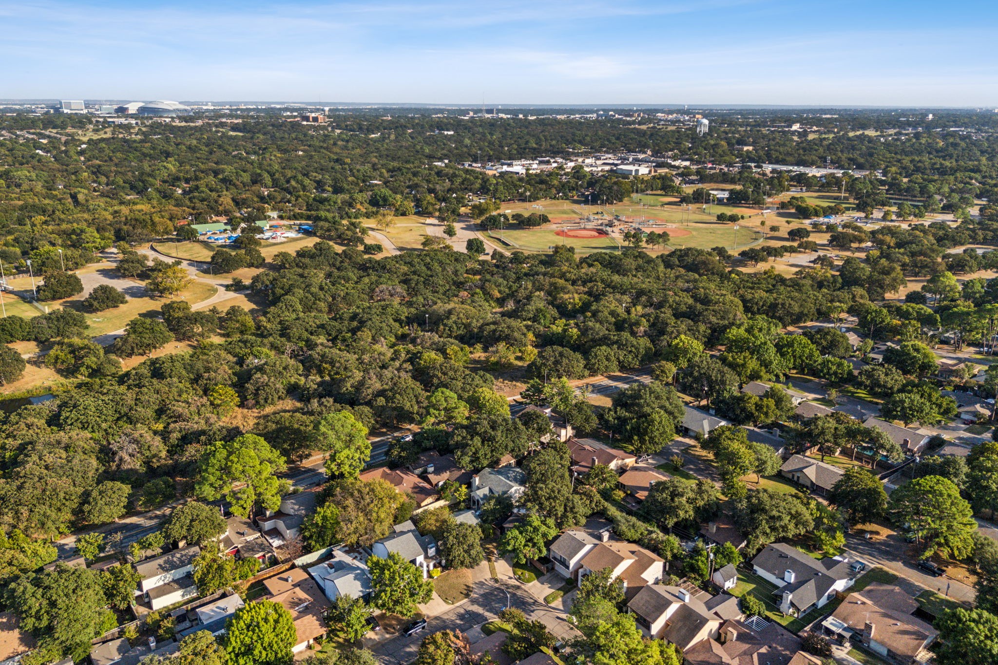 1601 Hawthorne Drive