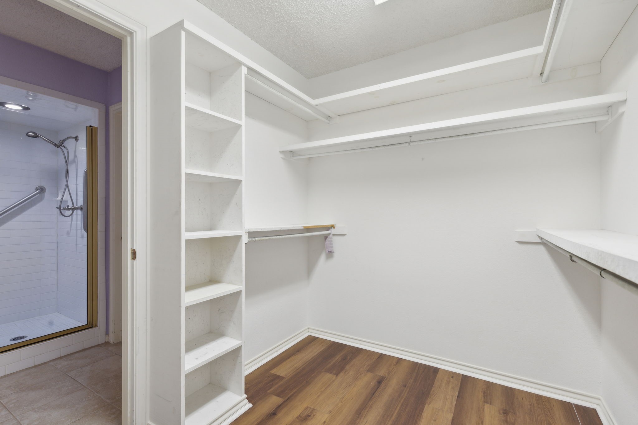 2930 Cambridgeshire Drive