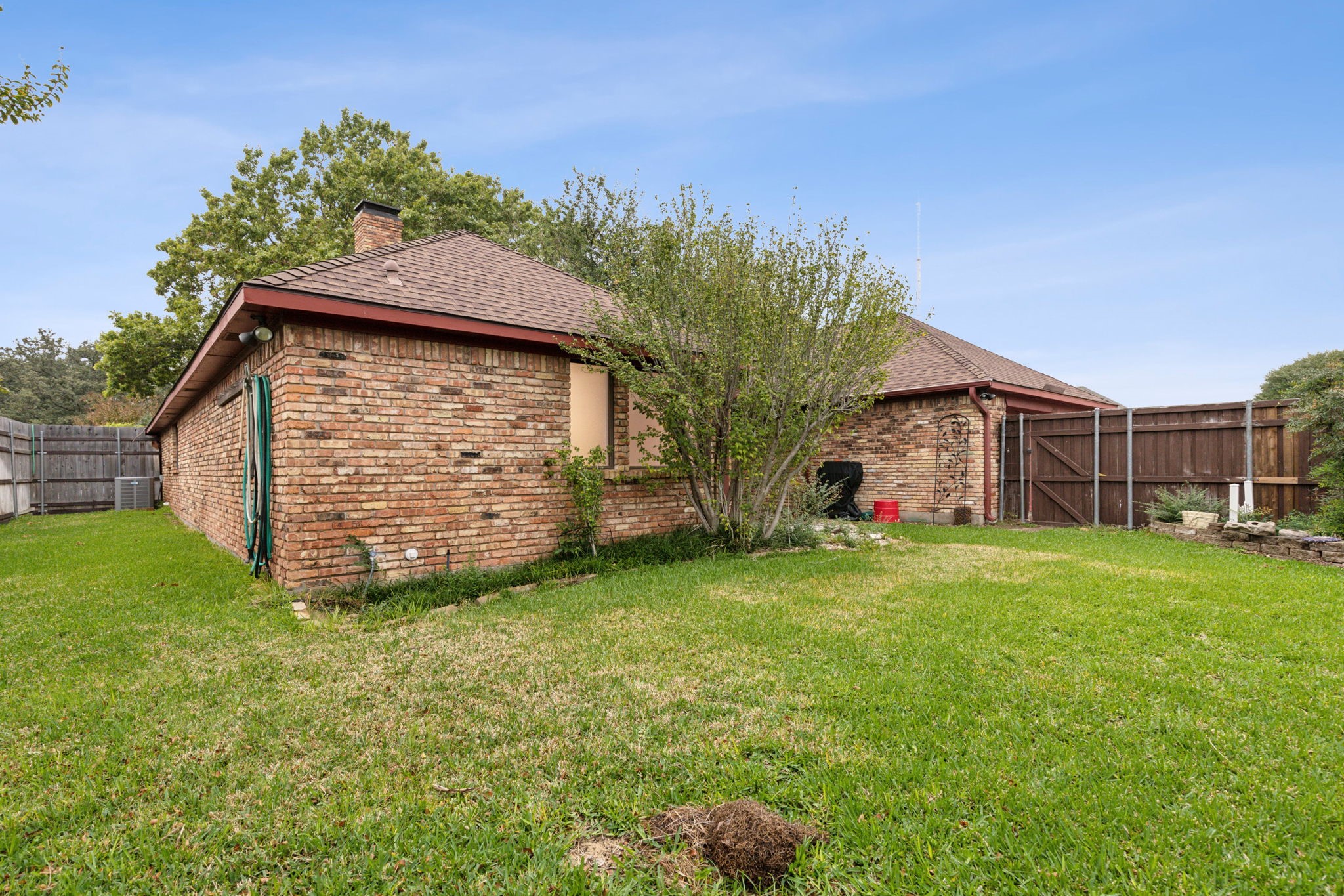 2930 Cambridgeshire Drive