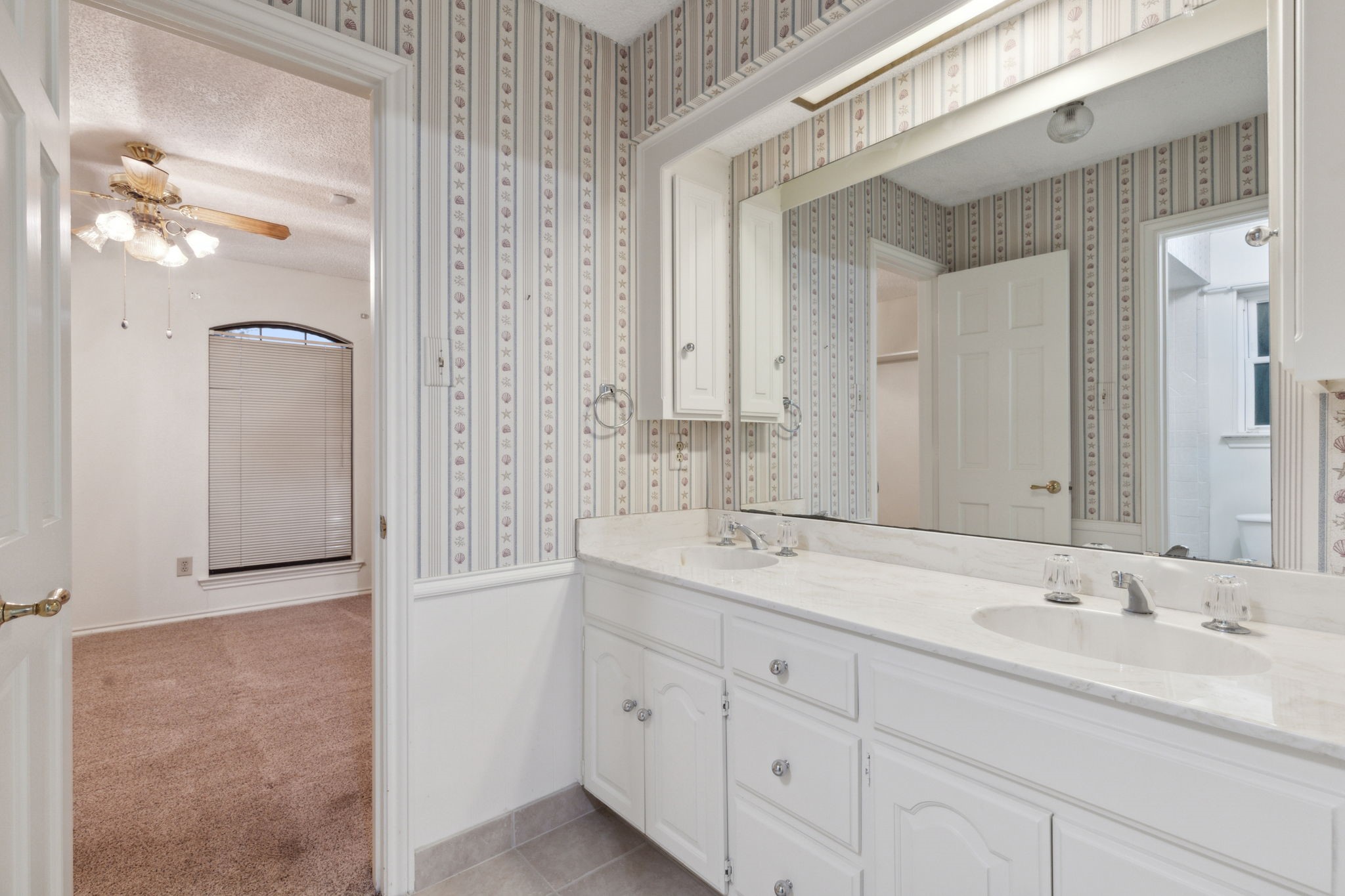 2930 Cambridgeshire Drive