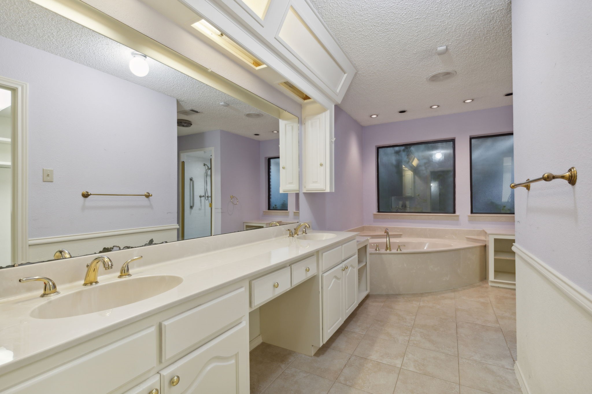 2930 Cambridgeshire Drive