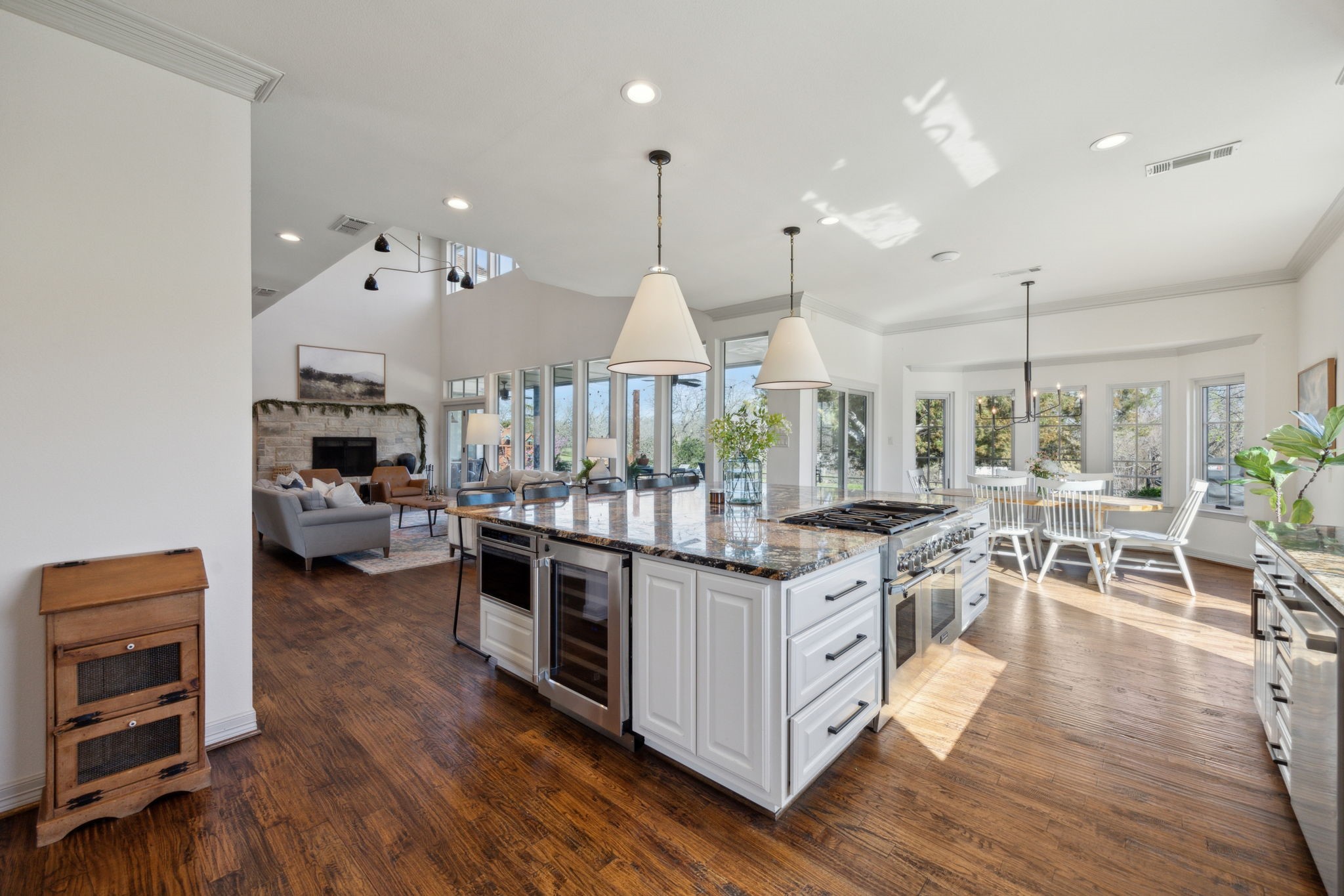 12000 Meadow Lake Drive