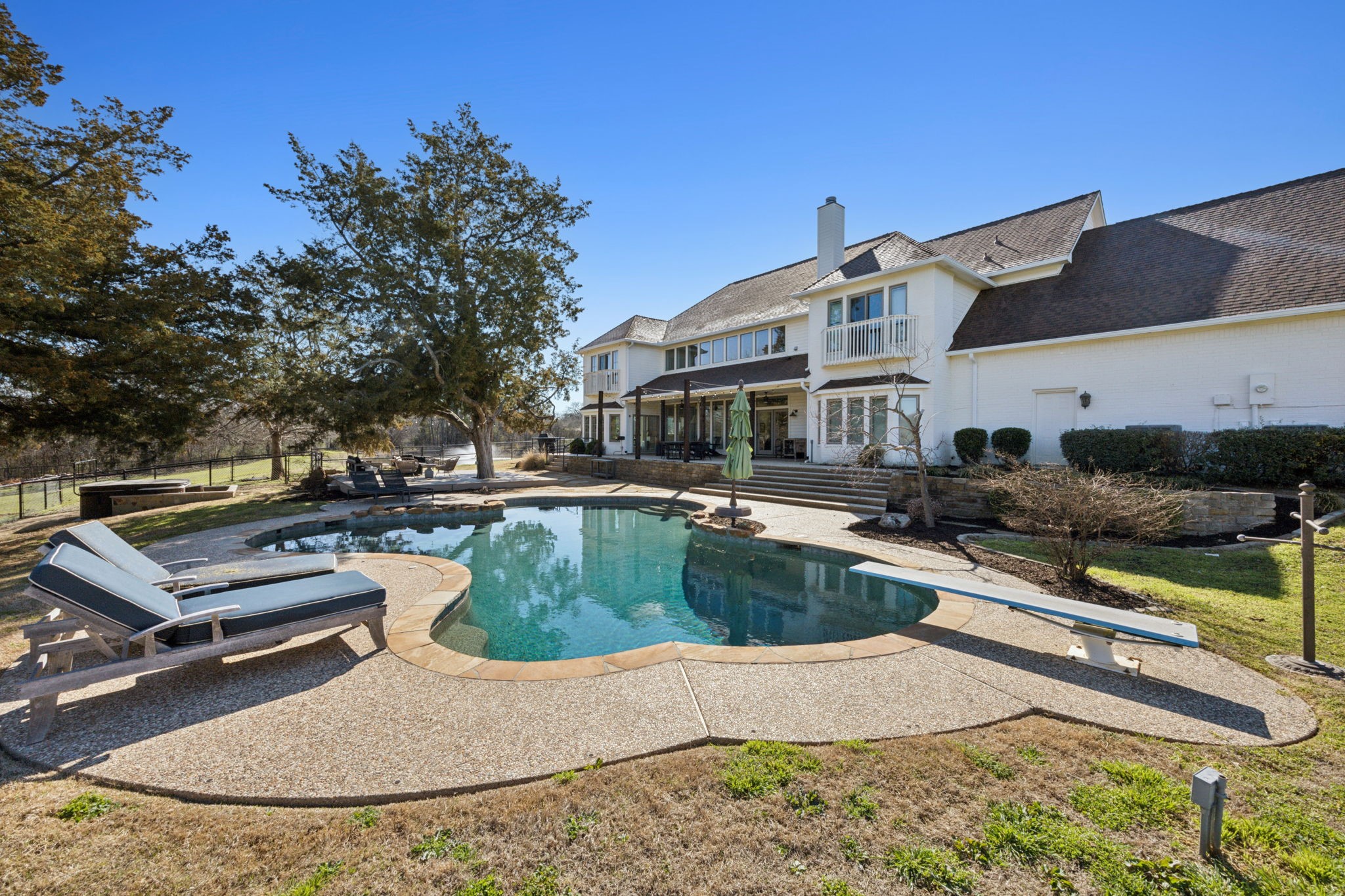 12000 Meadow Lake Drive