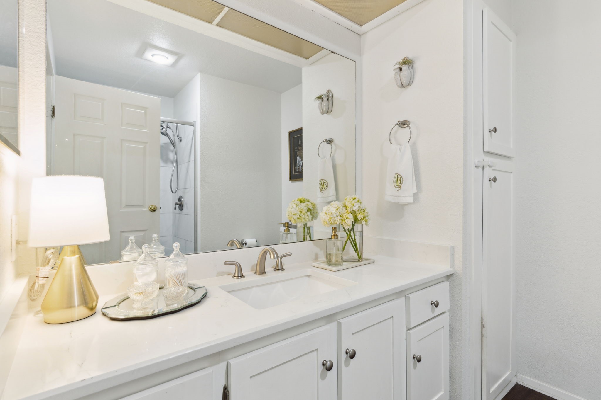 1030 S Riverside Drive