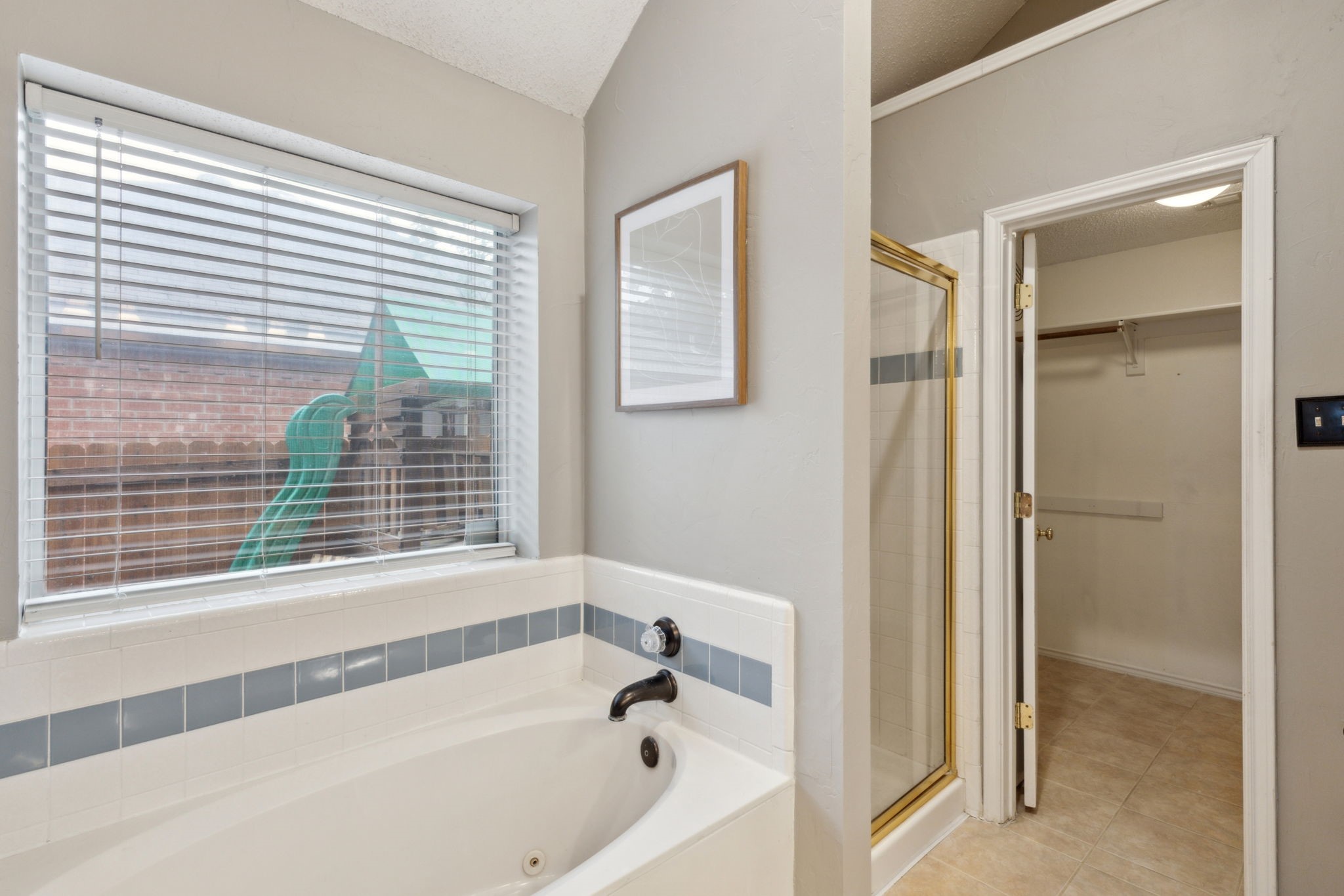 913 Silverstone Drive