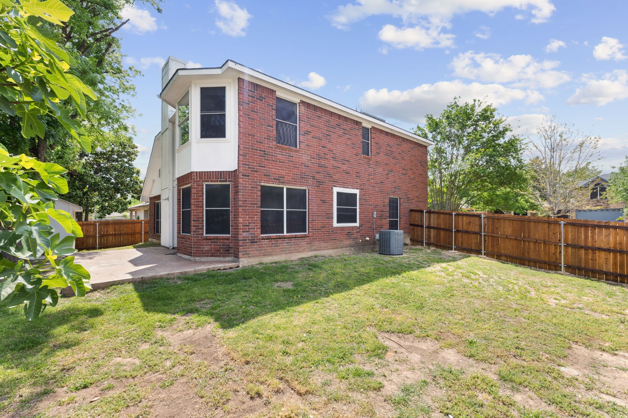 913 Silverstone Drive