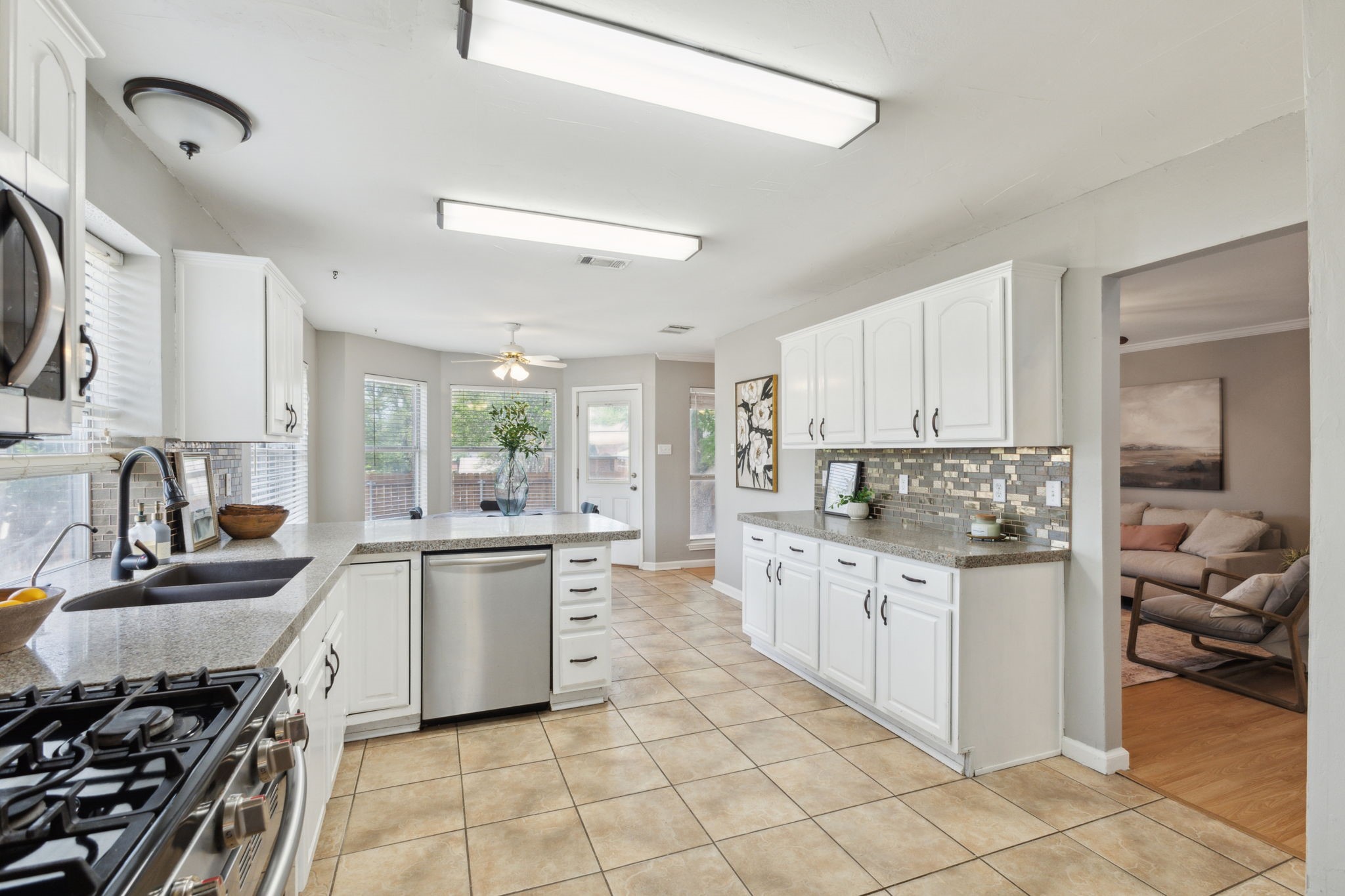 913 Silverstone Drive