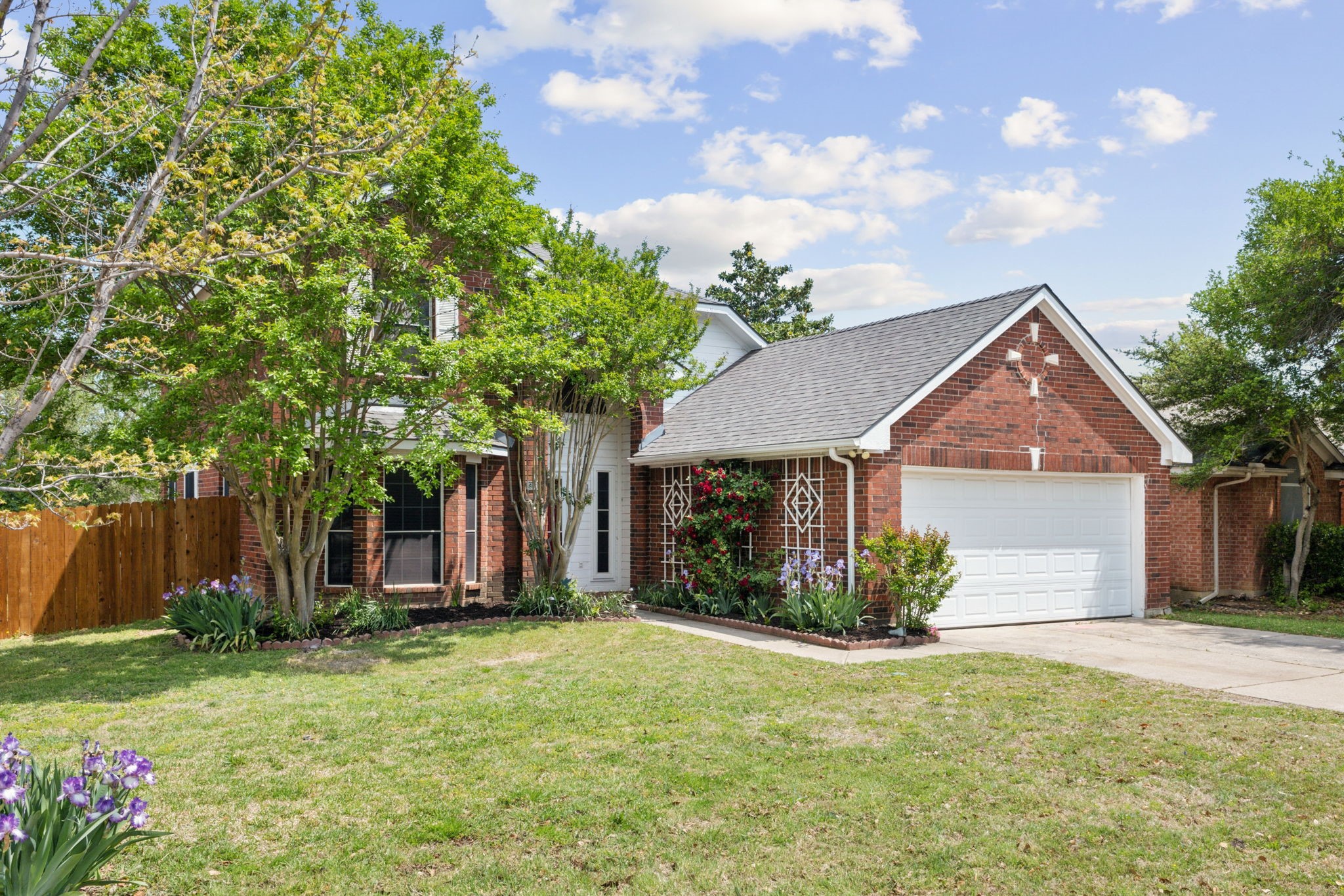 913 Silverstone Drive