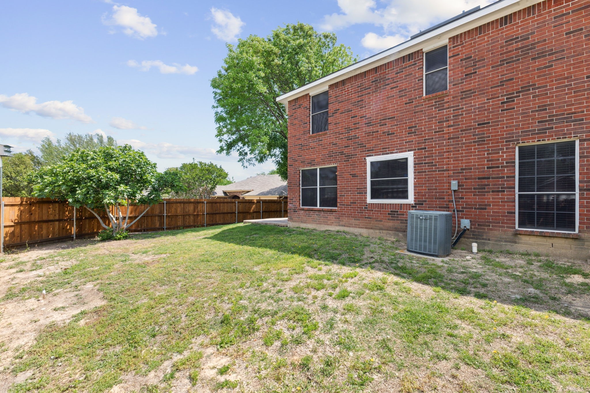 913 Silverstone Drive