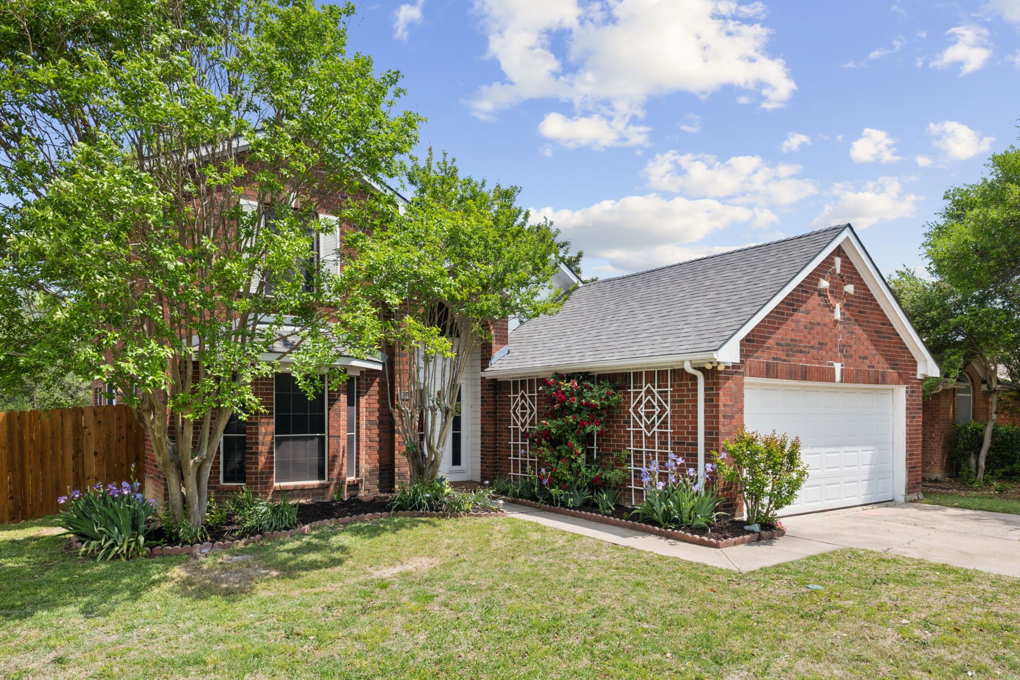 913 Silverstone Drive