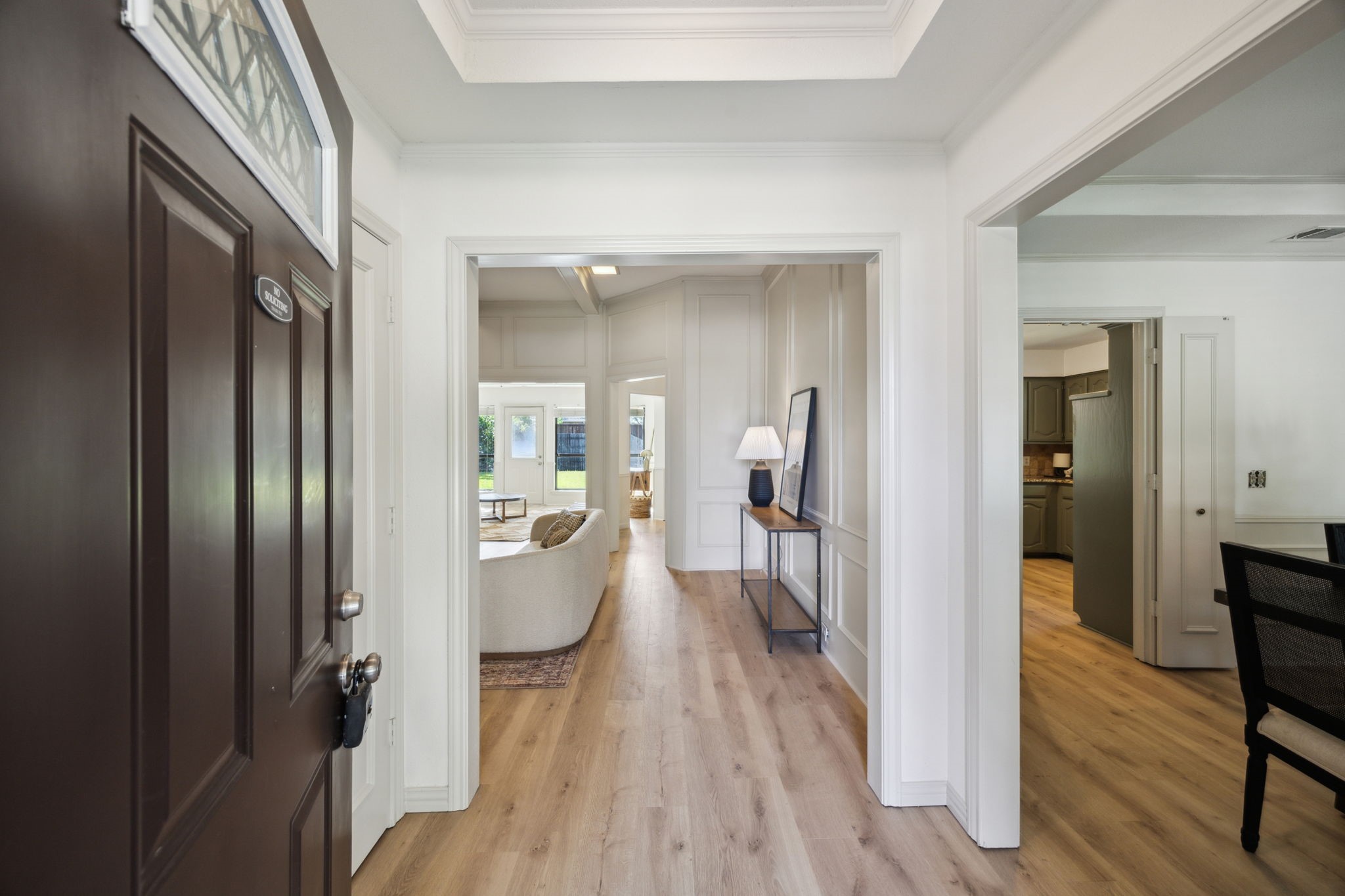 3808 Cromwell
