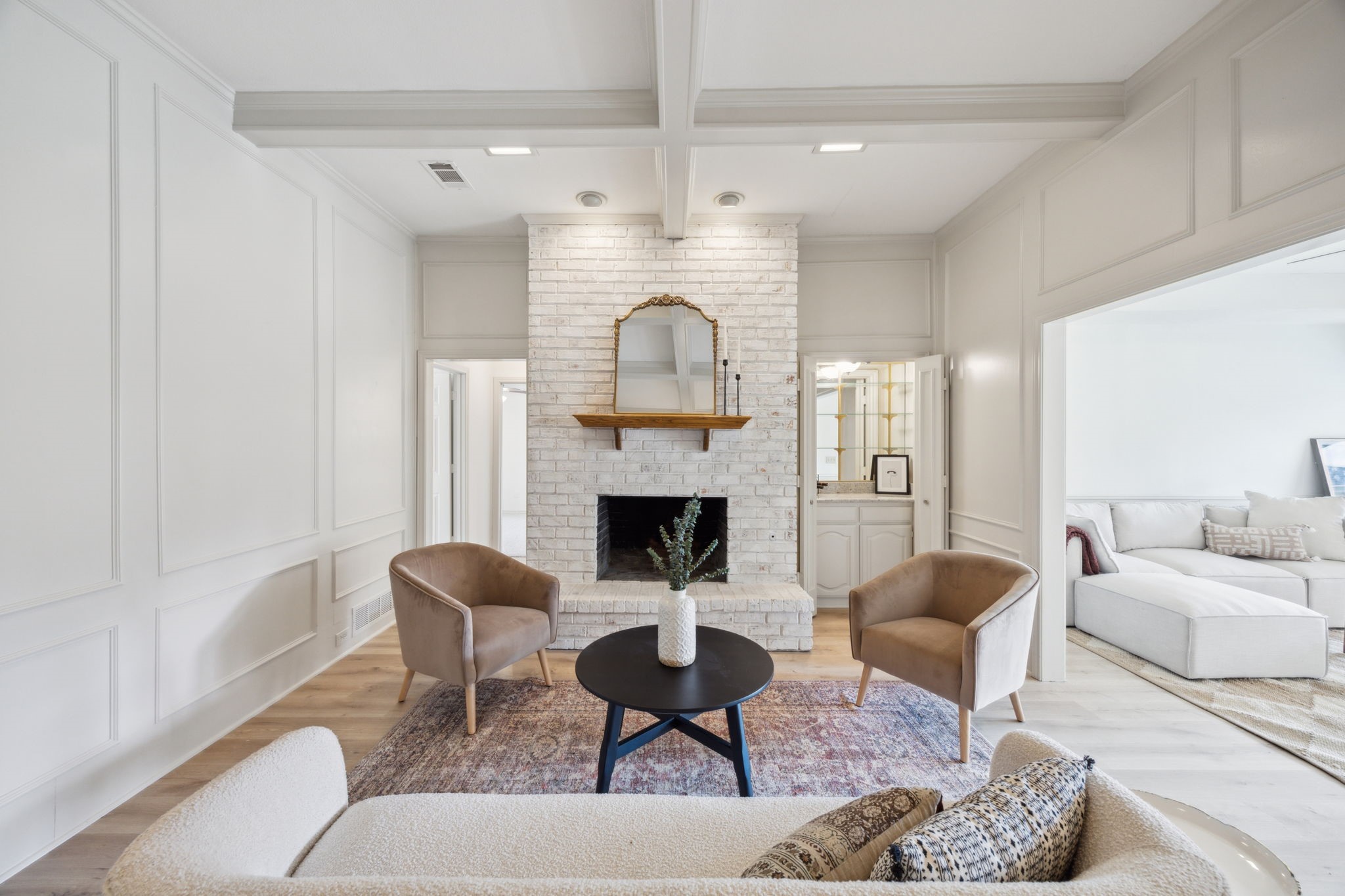 3808 Cromwell
