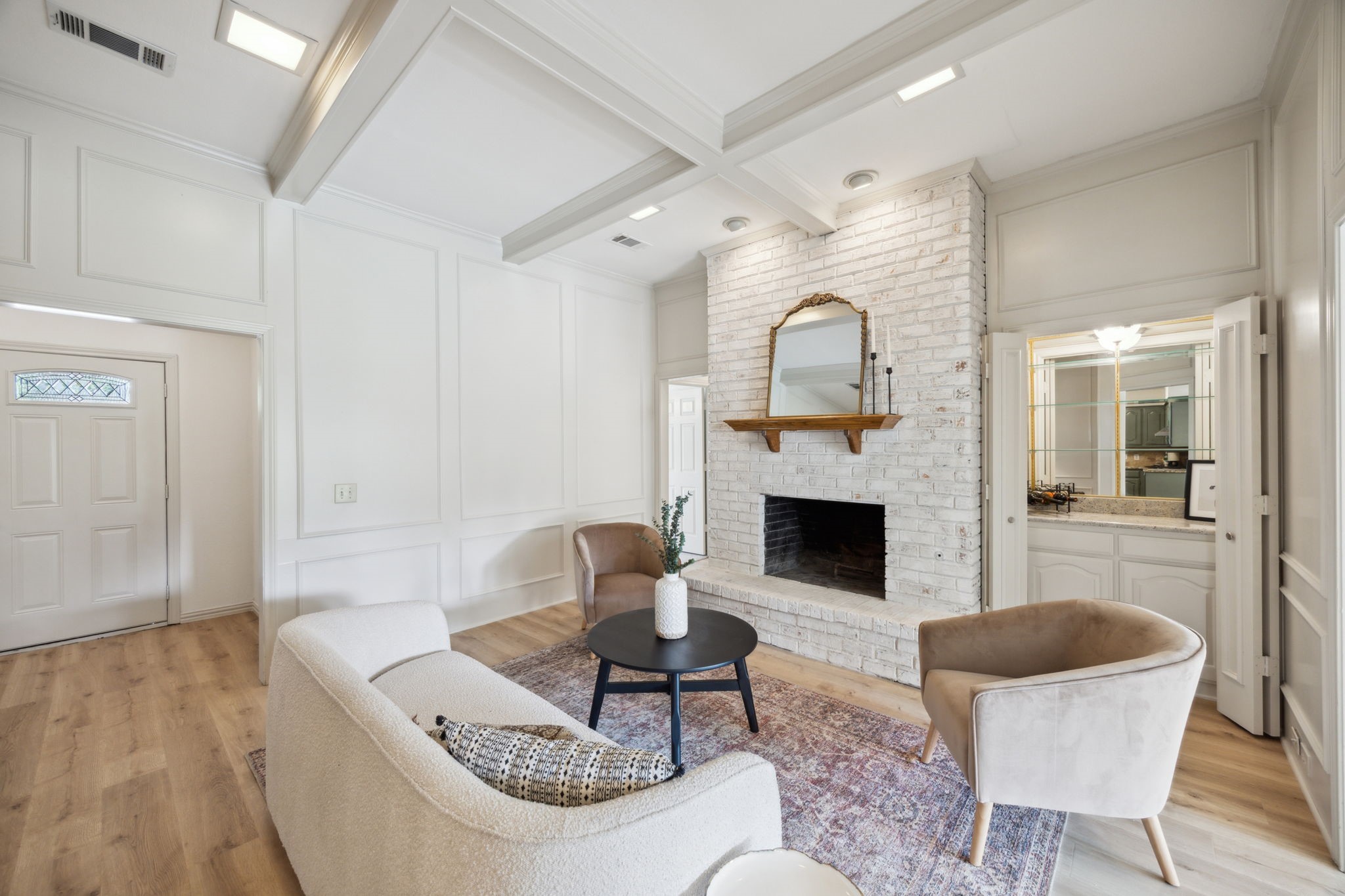 3808 Cromwell