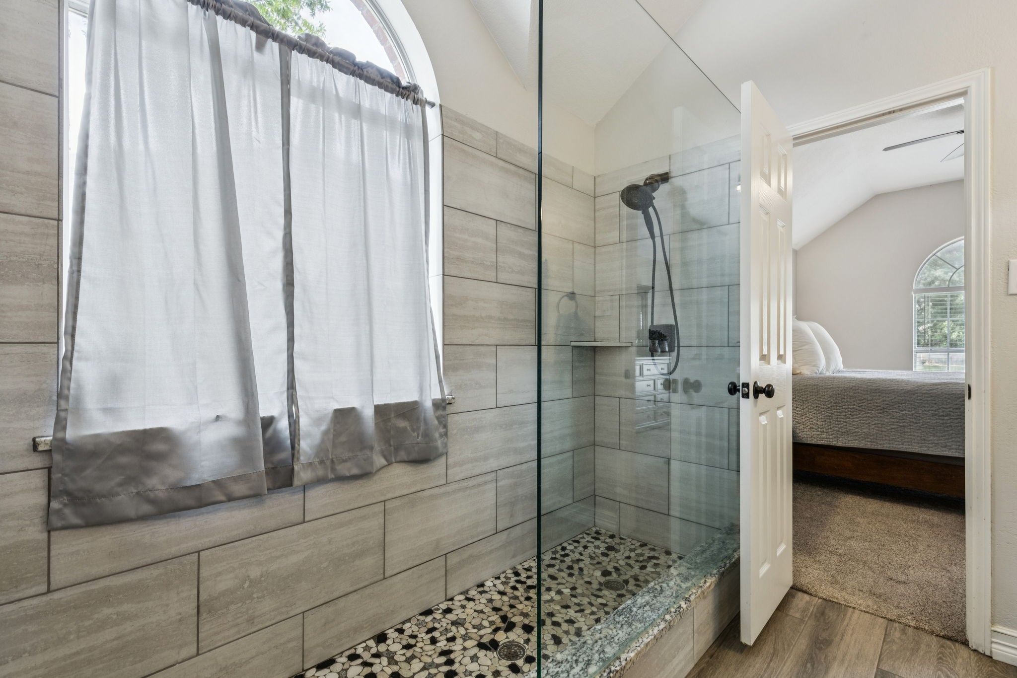 7105 Stoneridge Drive