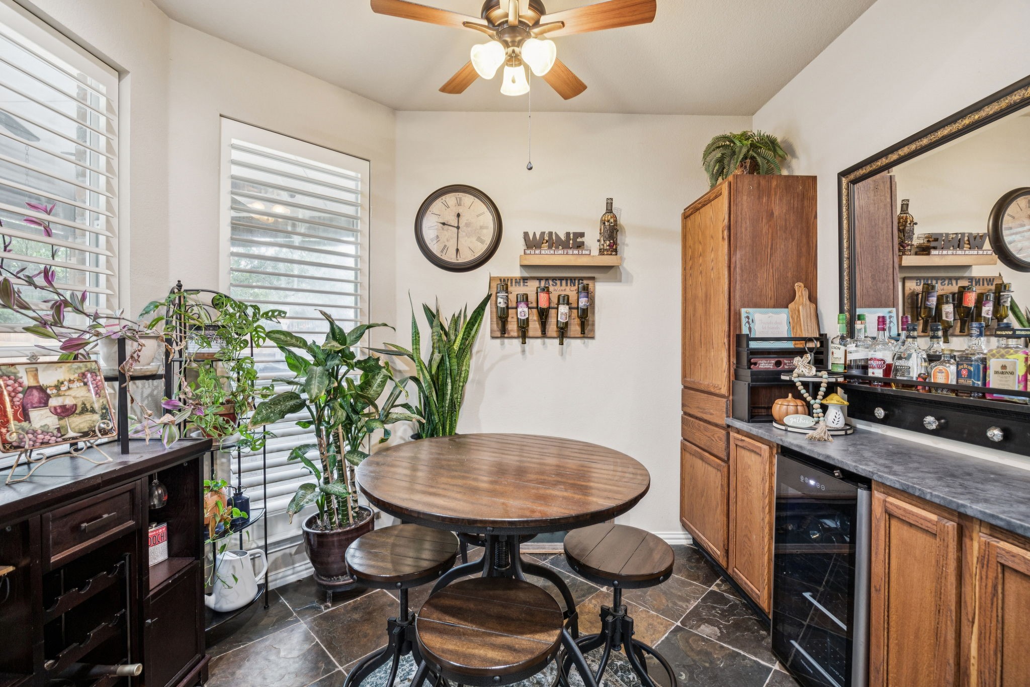 3201 Hilltop Court