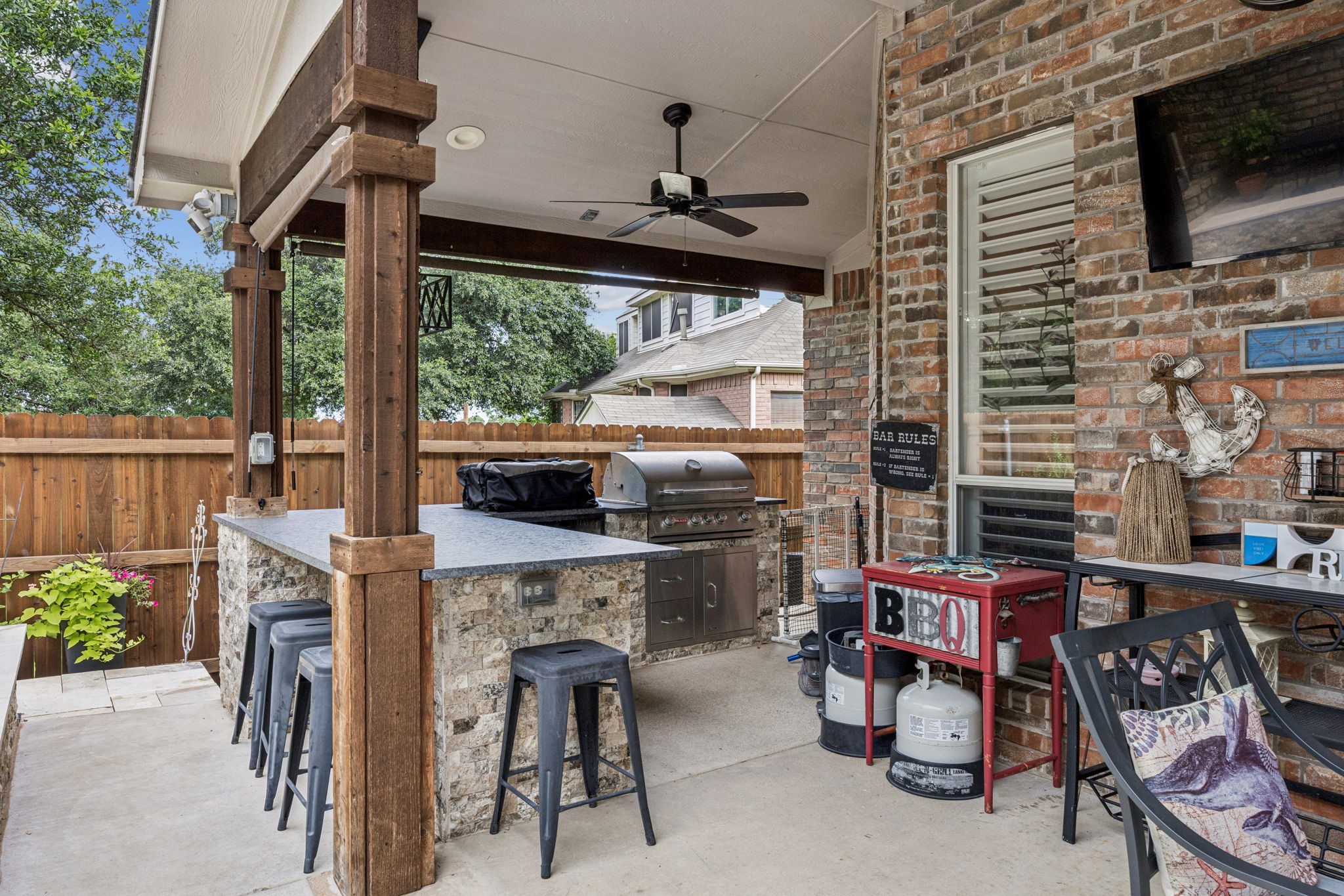 3201 Hilltop Court