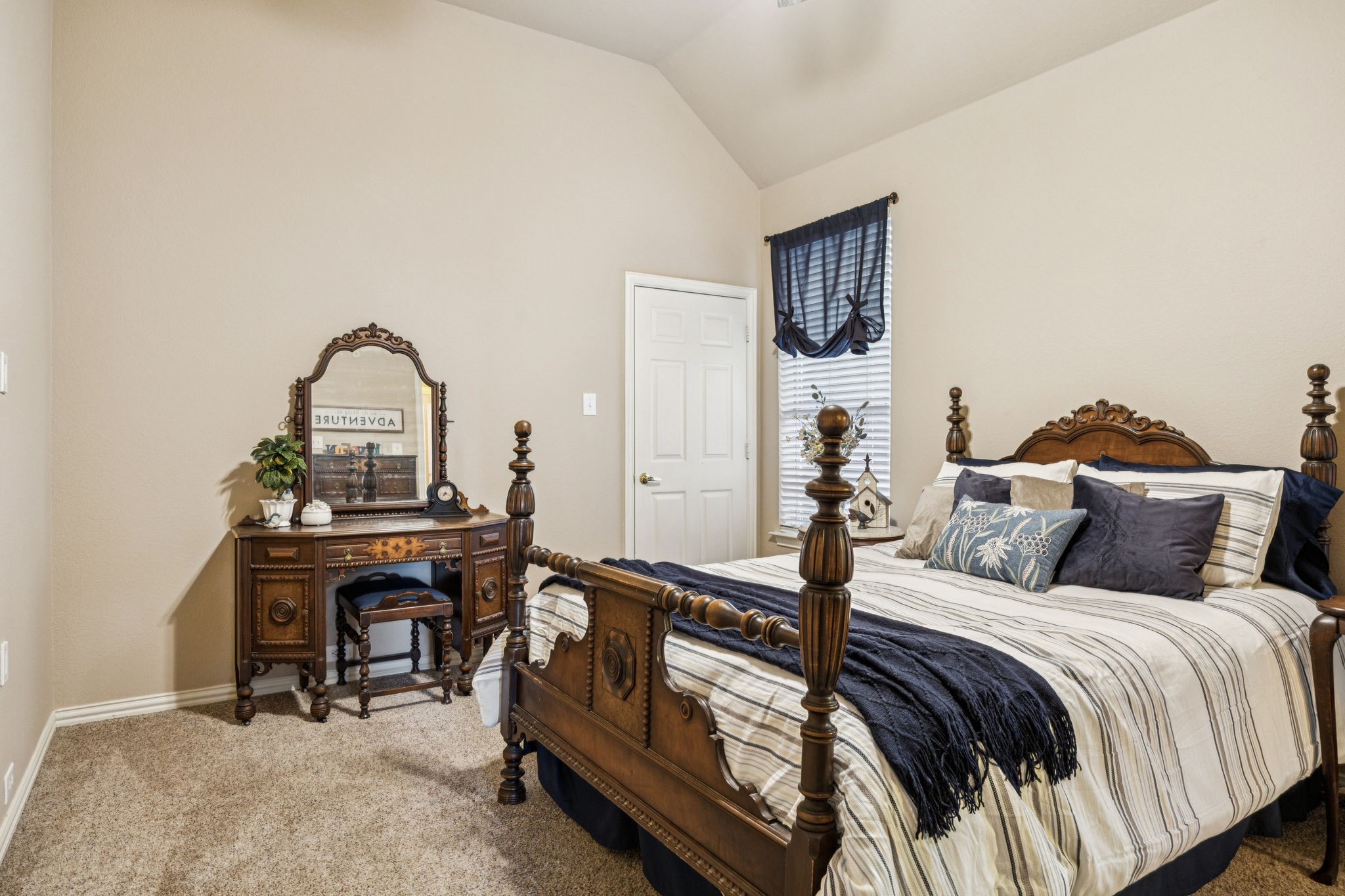 3201 Hilltop Court
