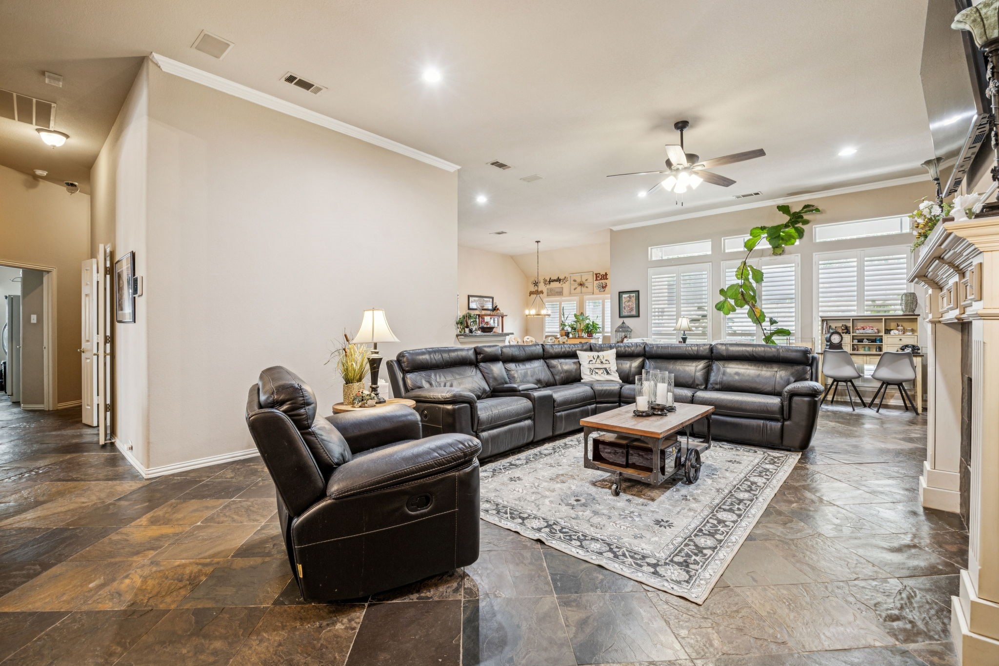3201 Hilltop Court
