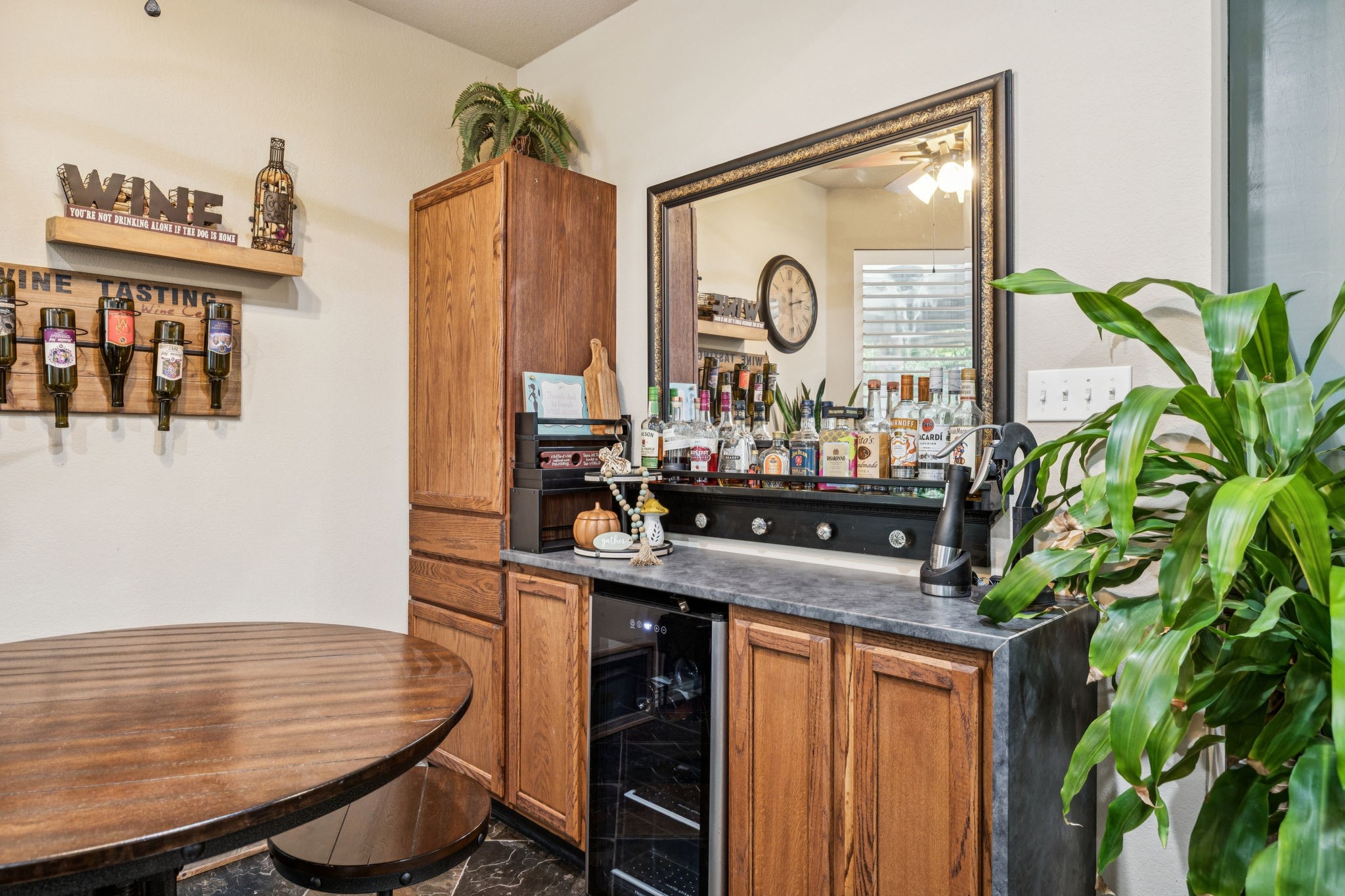 3201 Hilltop Court