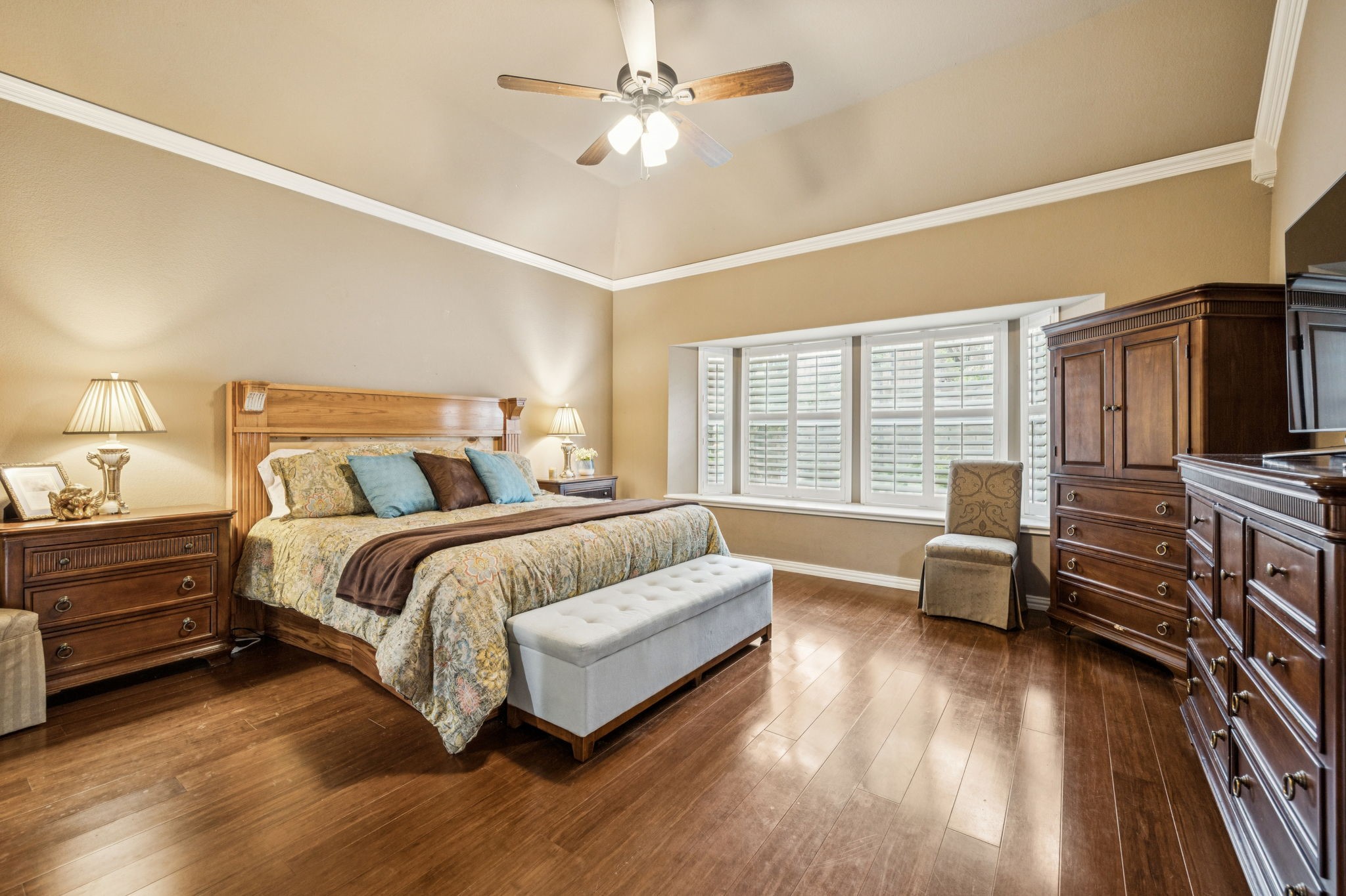 3201 Hilltop Court