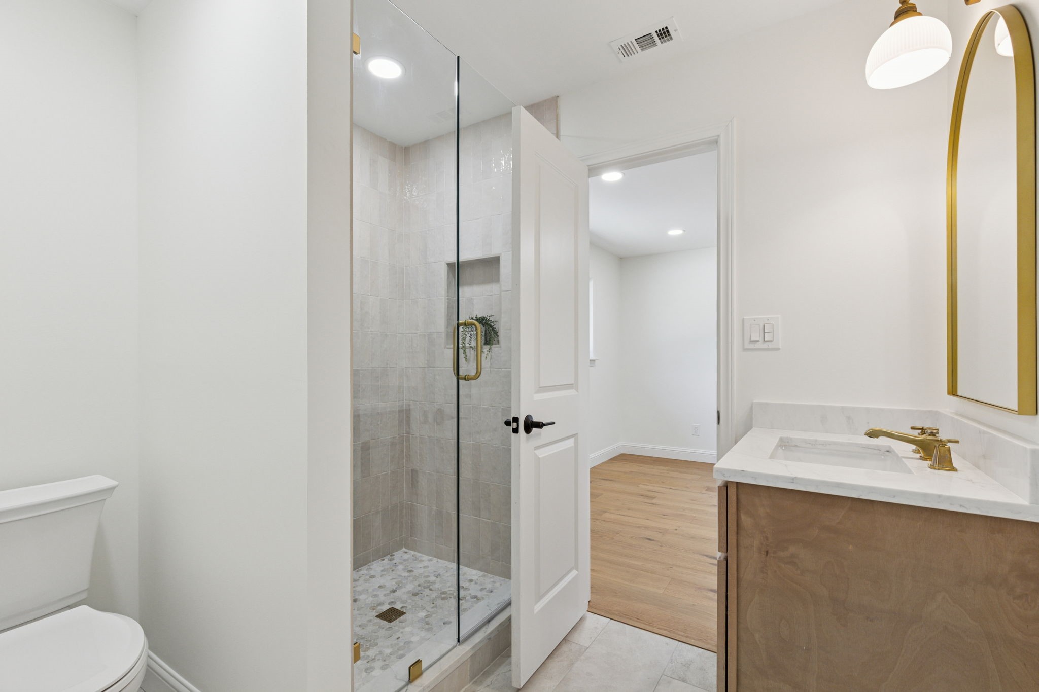 140 Cedarcrest Lane
