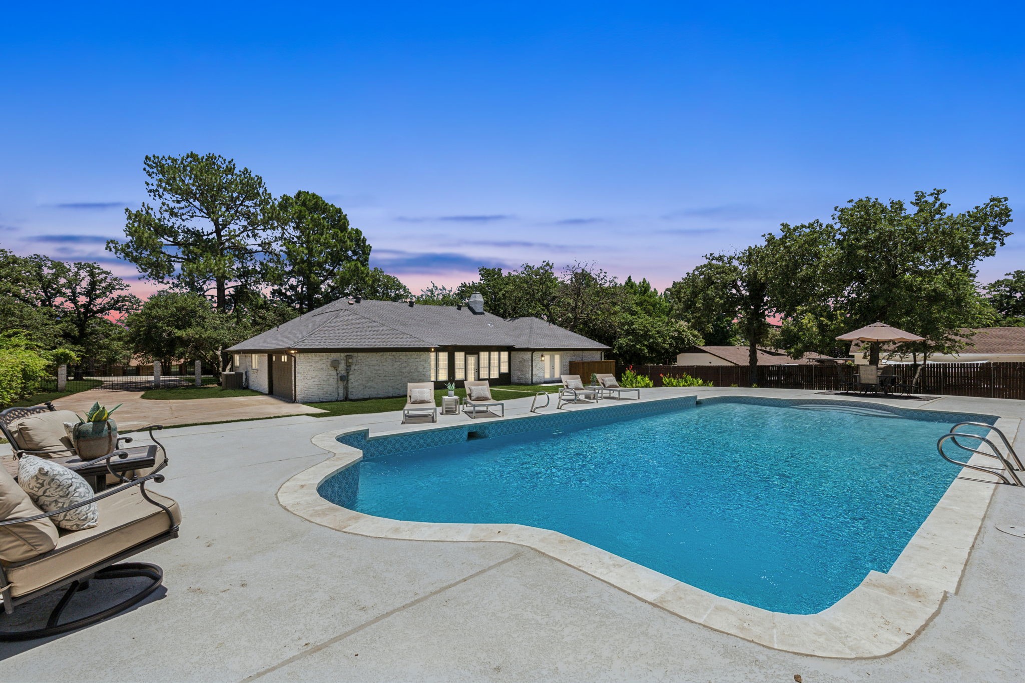 140 Cedarcrest Lane