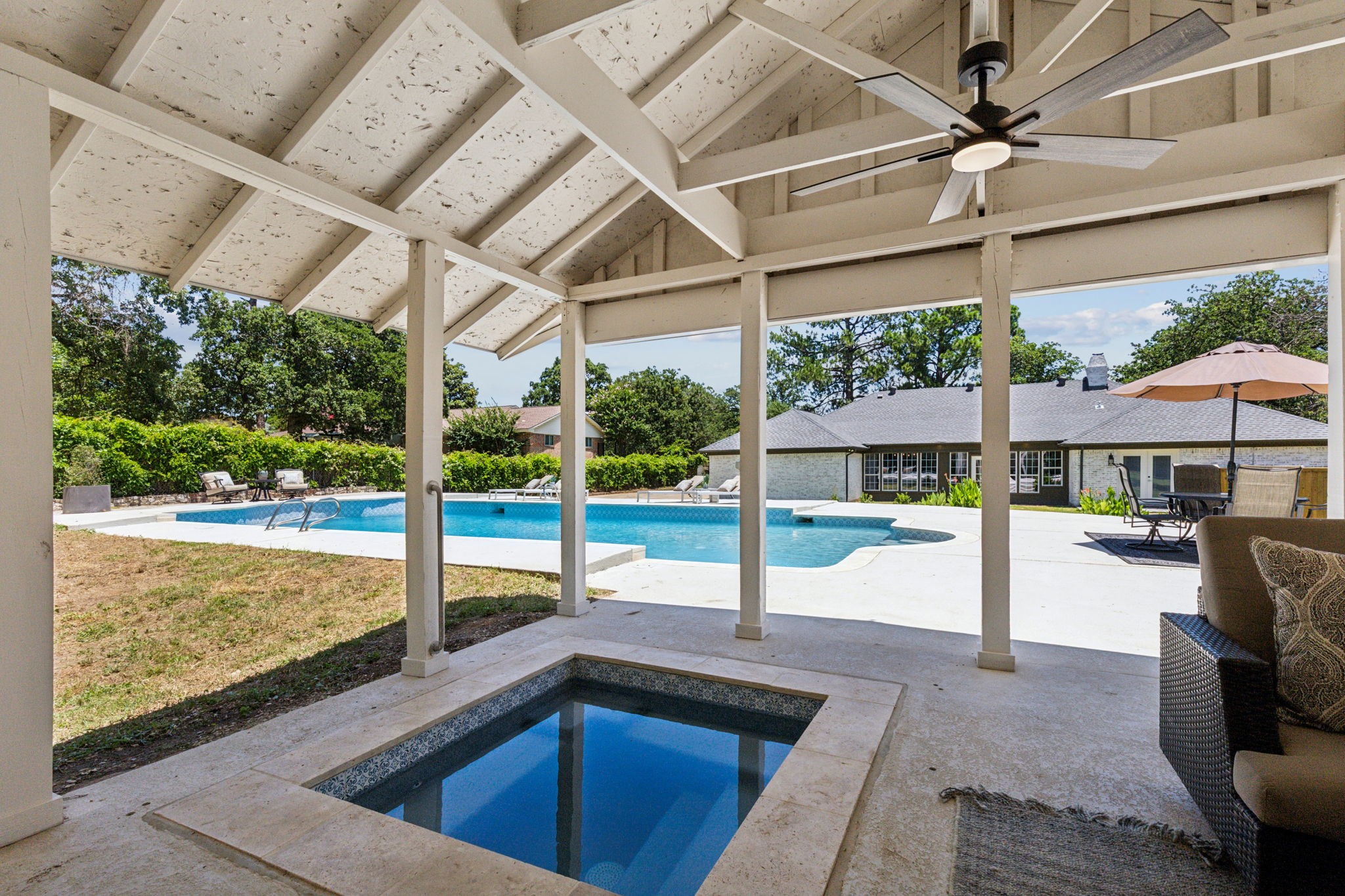 140 Cedarcrest Lane