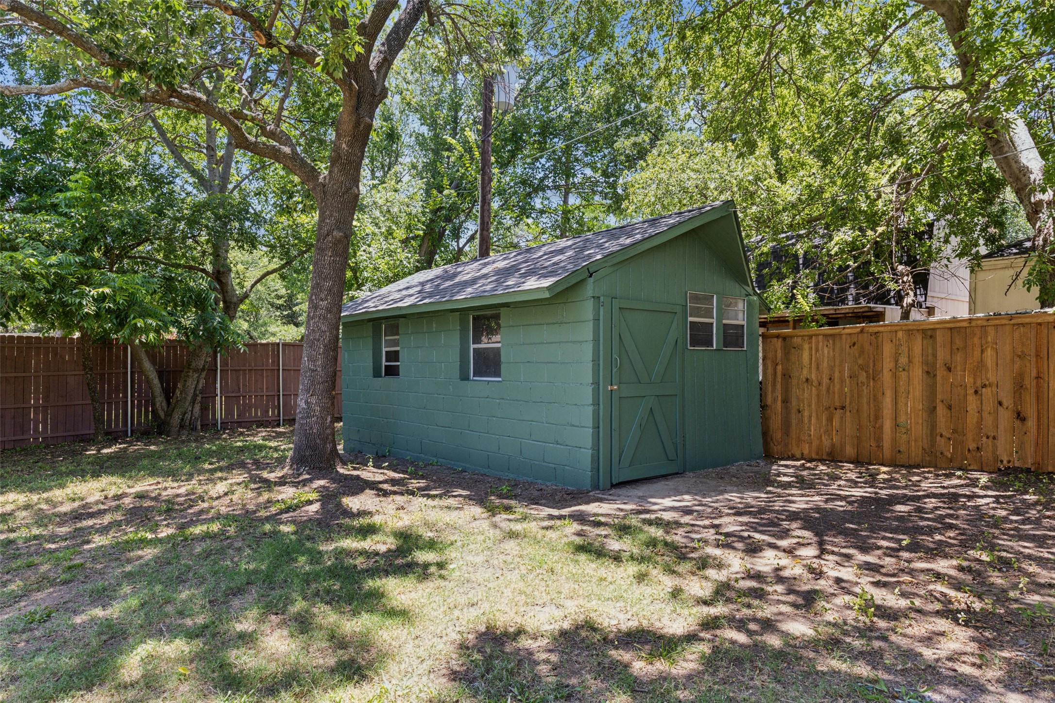 140 Cedarcrest Lane