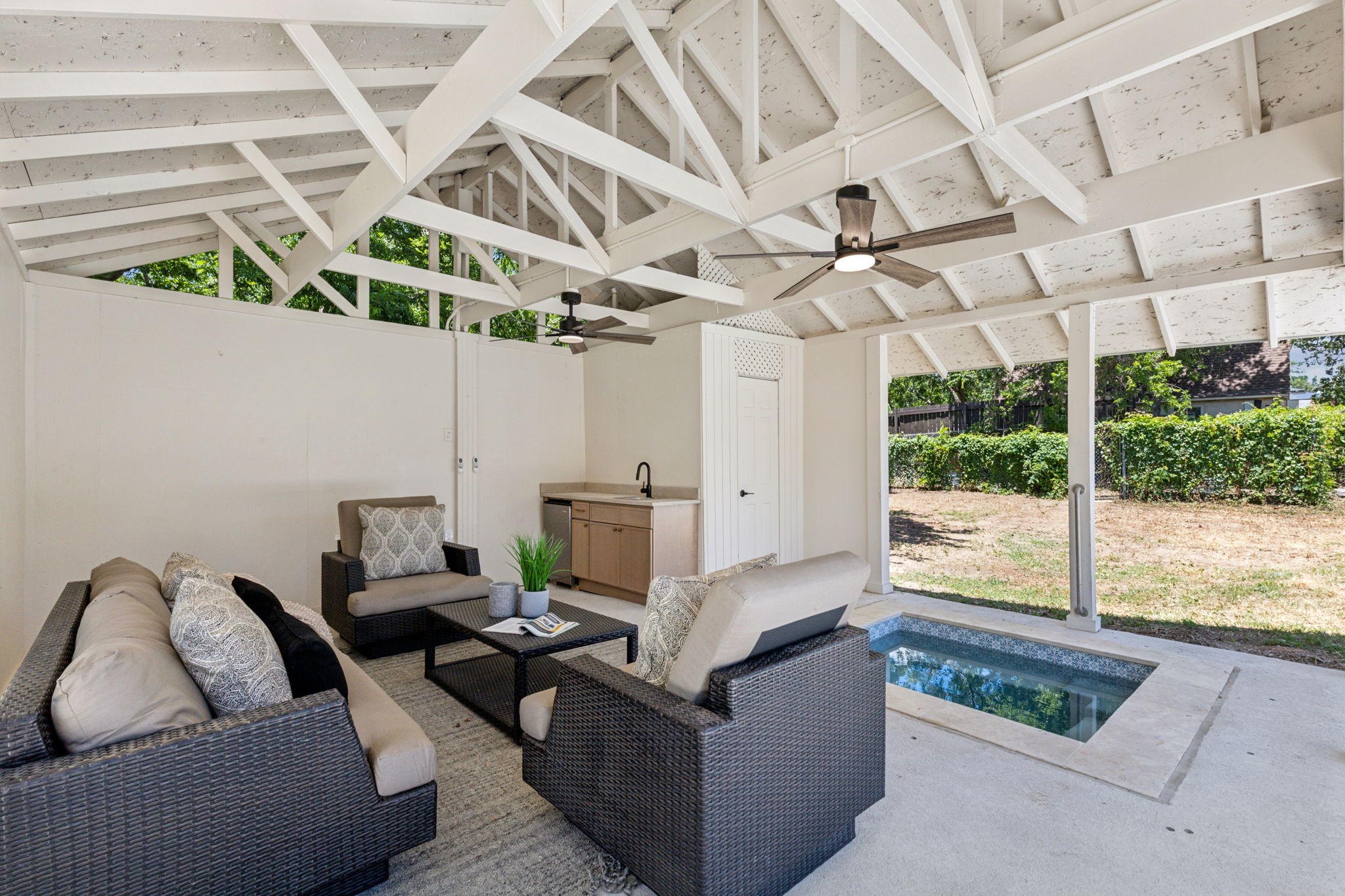 140 Cedarcrest Lane