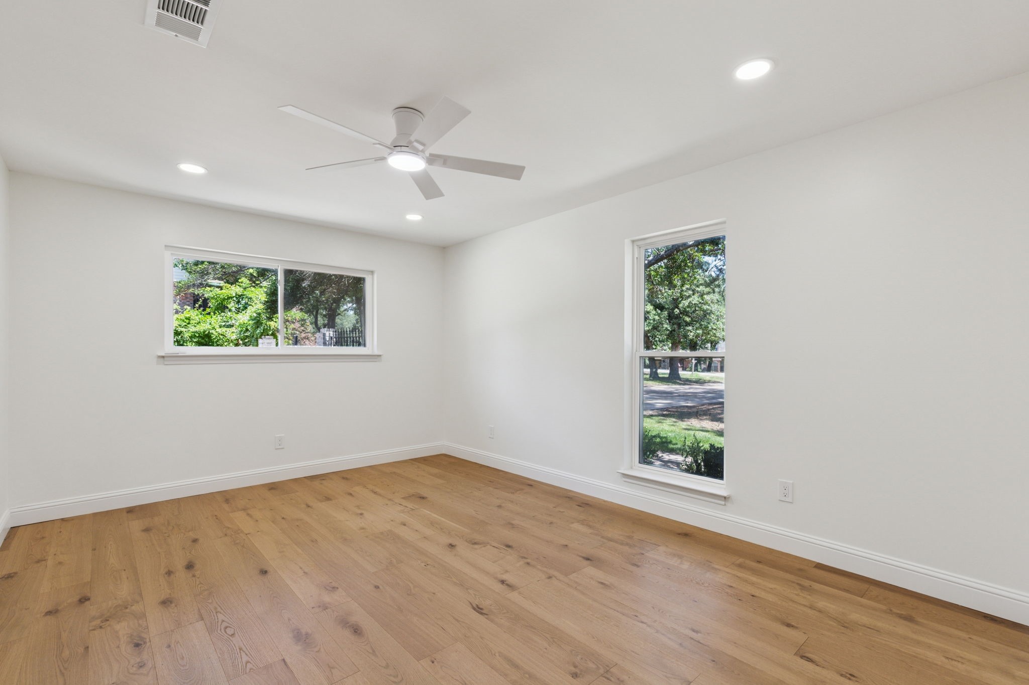 140 Cedarcrest Lane