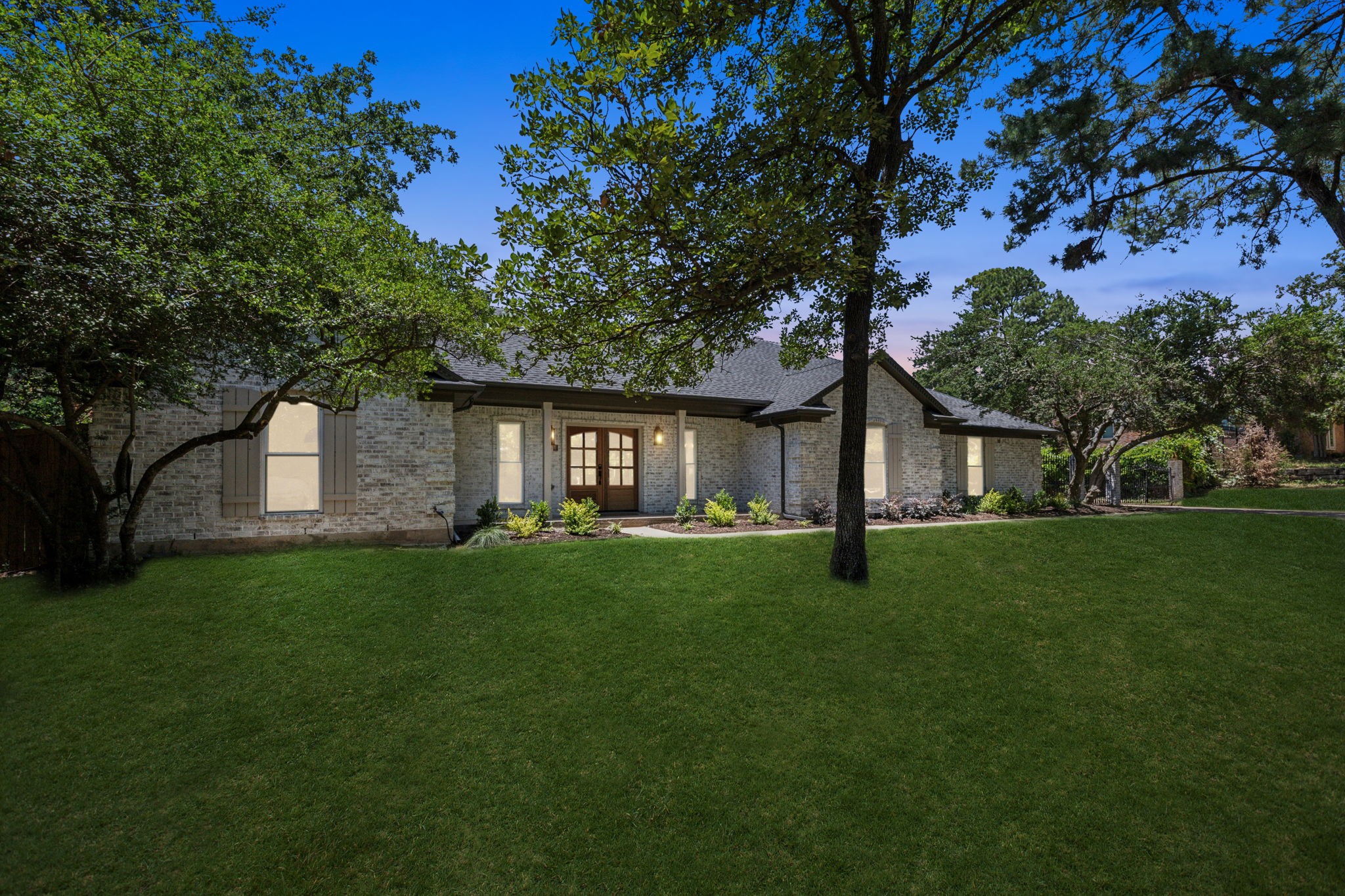 140 Cedarcrest Lane