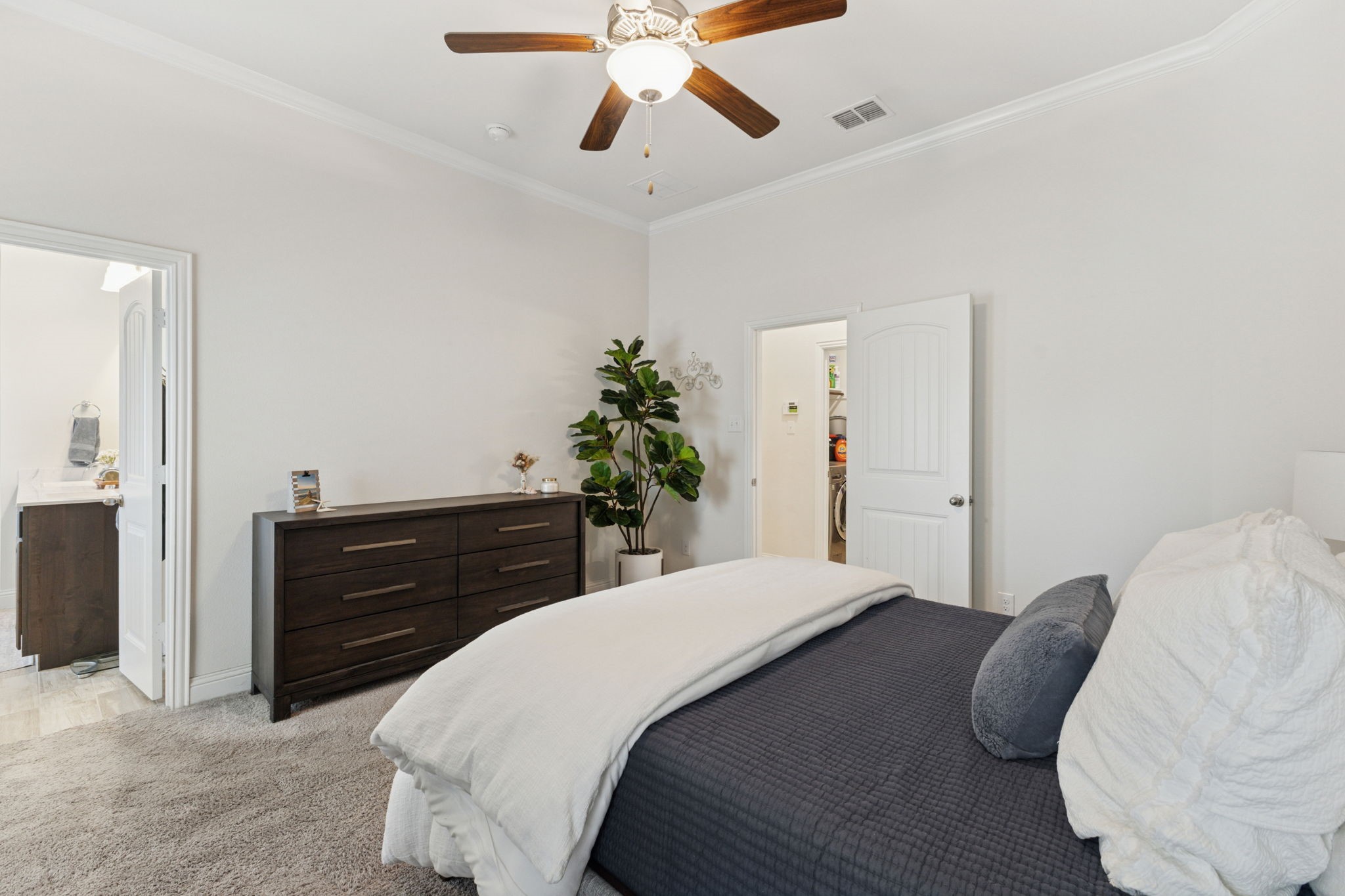 3504 Peterborough Mews