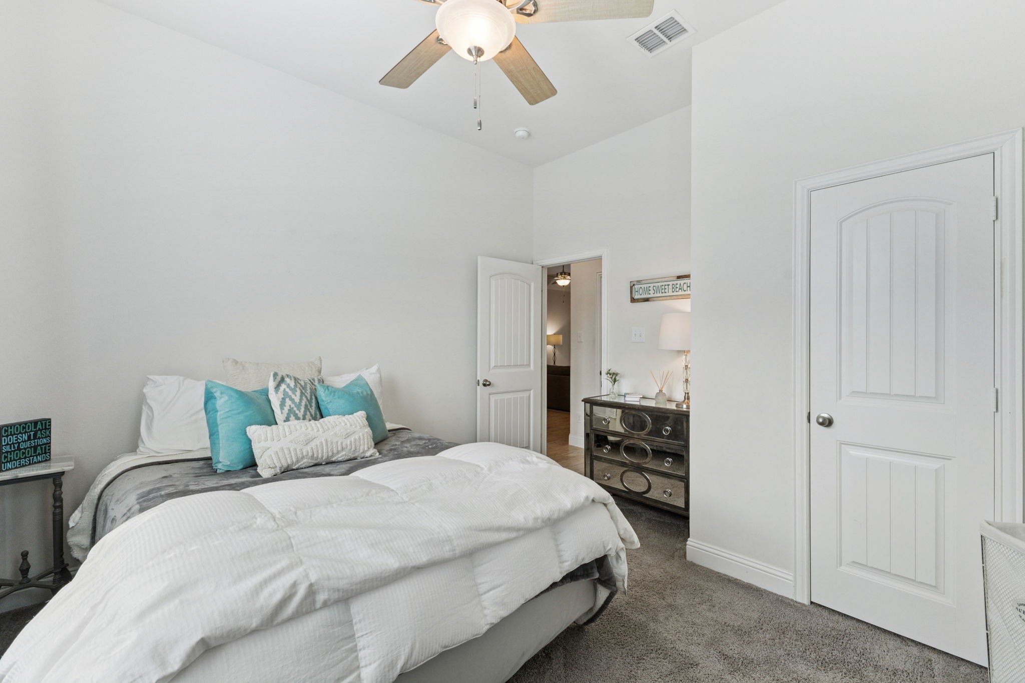 3504 Peterborough Mews